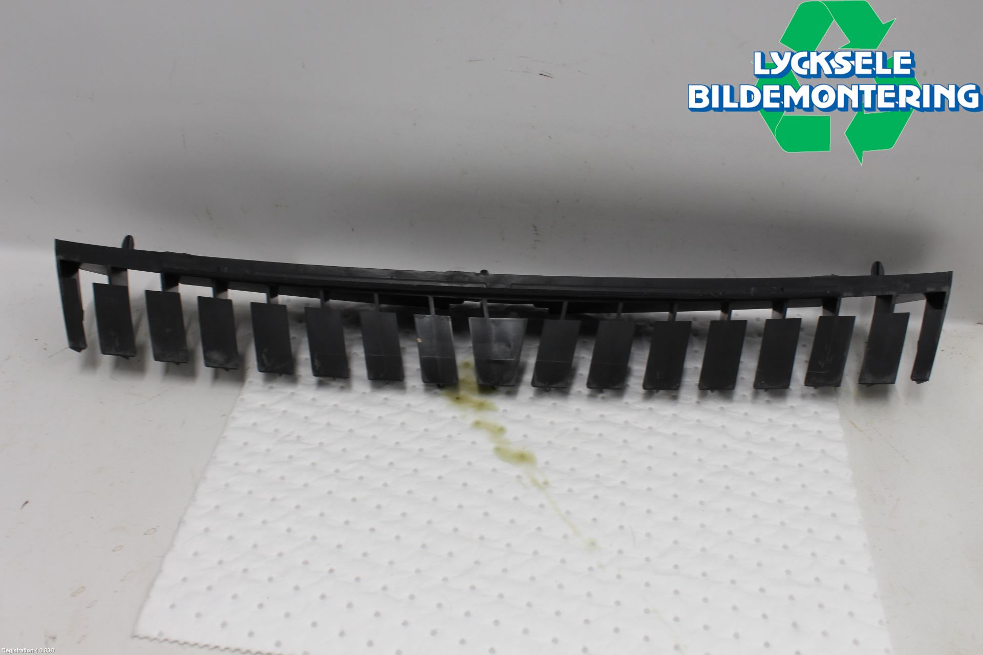 Peugeot 308 14-21 Stötfångare Deformelement Bak