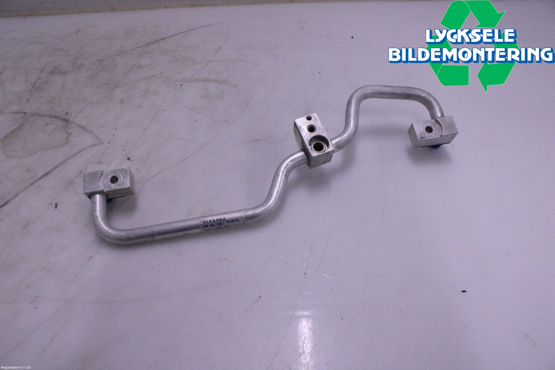Audi Q4 E-TRON FZ 22- Ac Slang-Rör