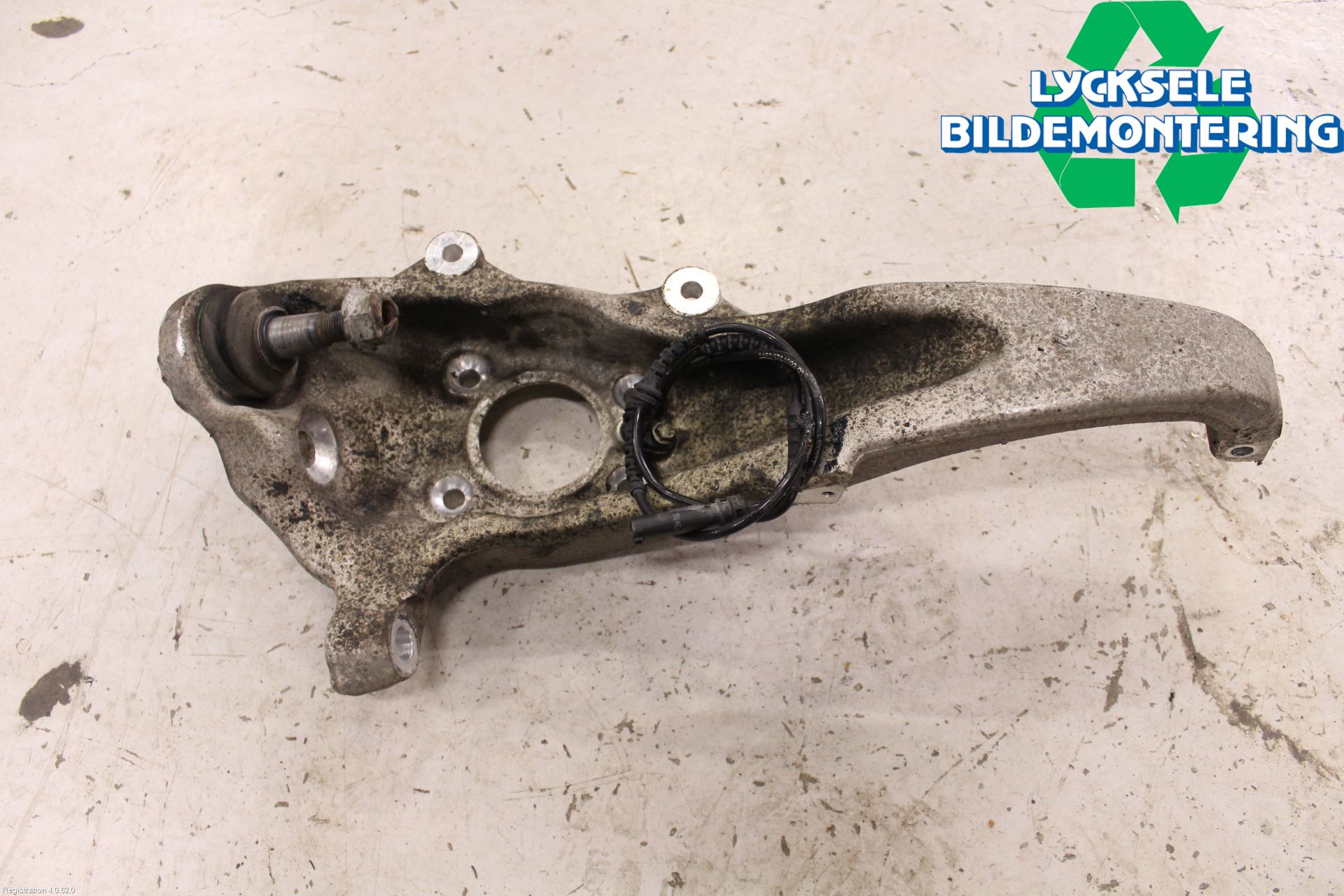 BMW 5 F10/F11/F18 09-17 Styrspindel Lagerhus Vä