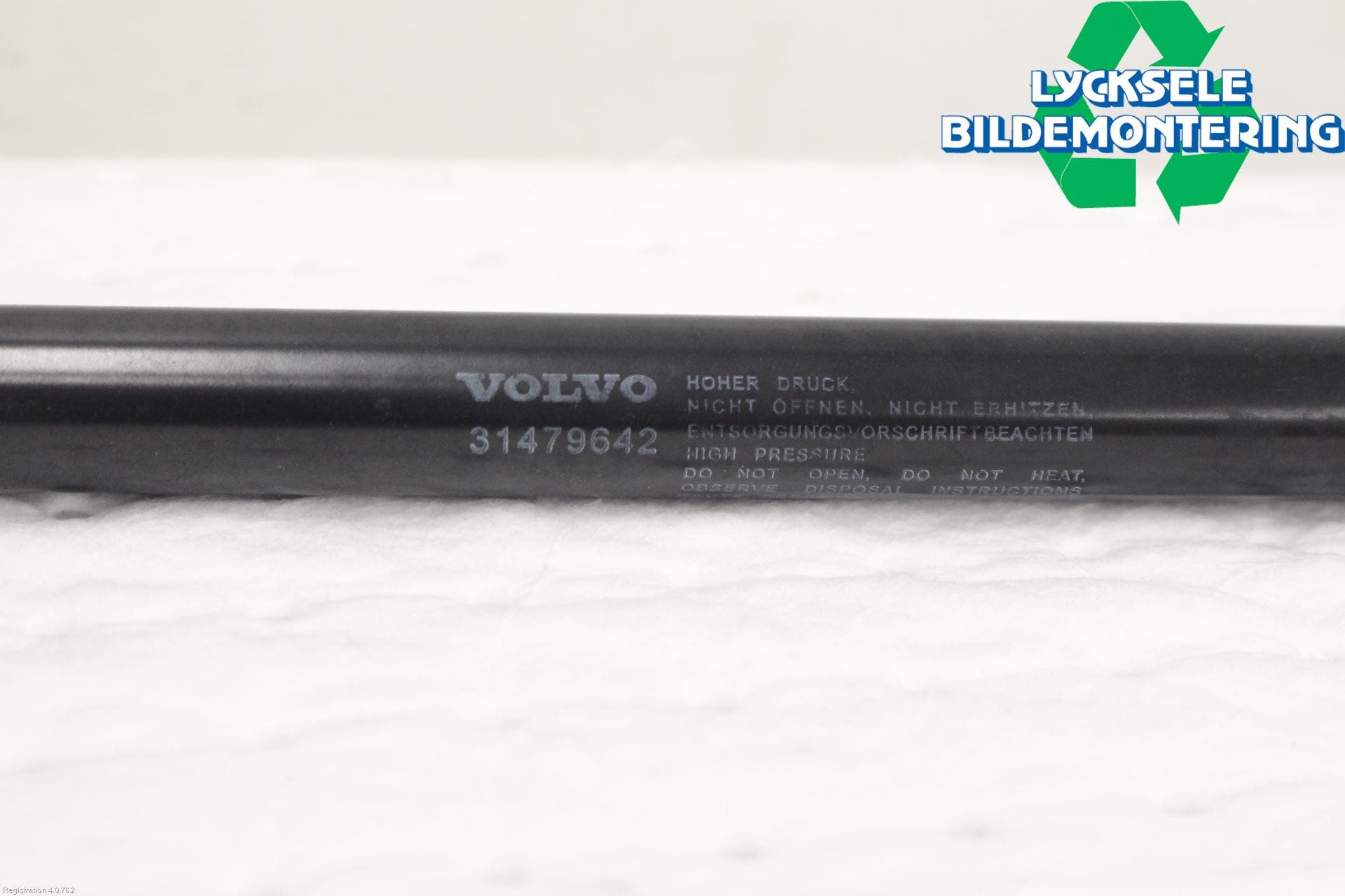 Volvo V90 17->> Gasfjäder Motorhuv