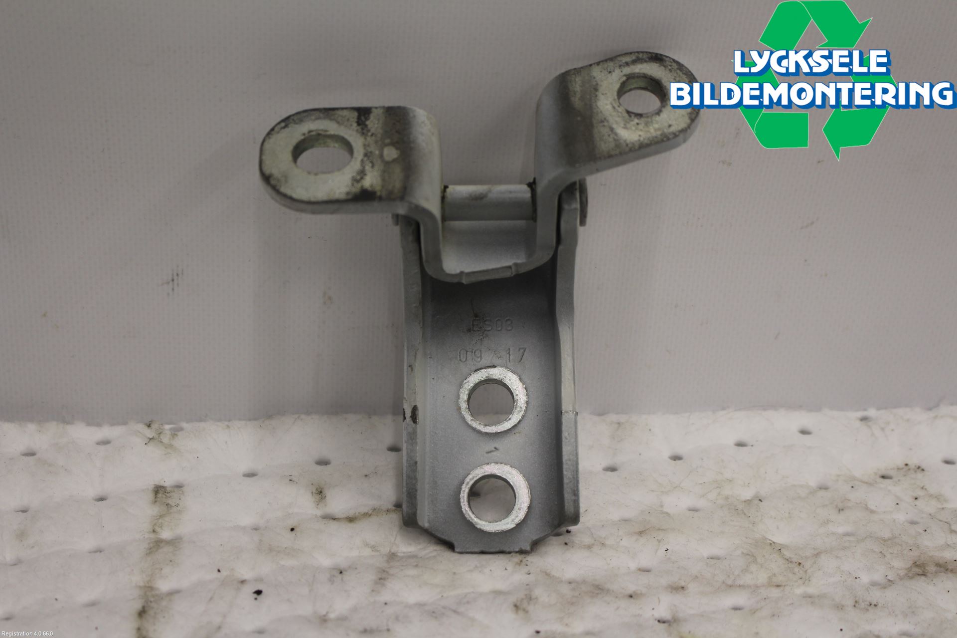 Toyota AURIS 13-19 Dörrgångjärn