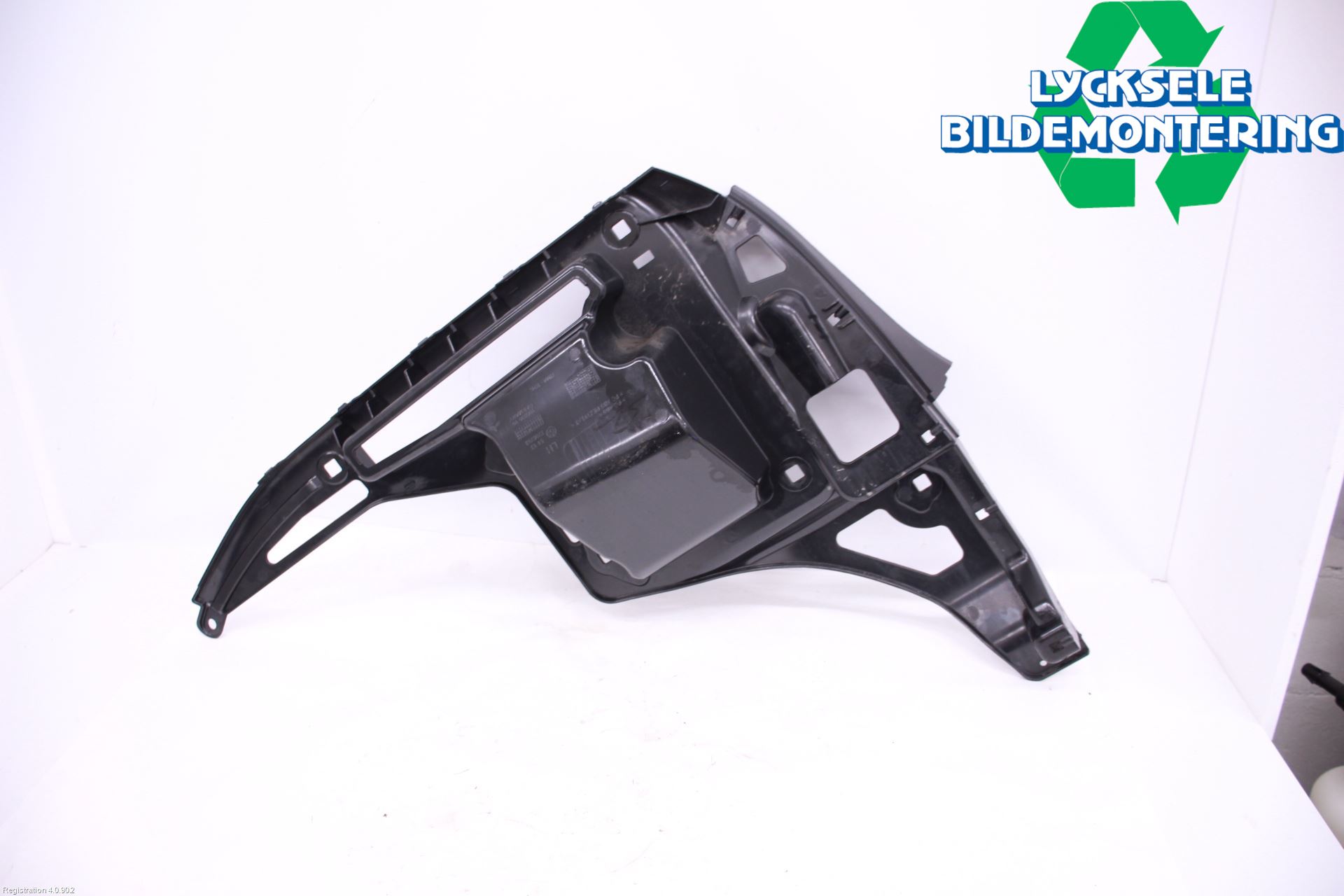 BMW i3 I01 13-22 Stötfångarfäste Bak Vä