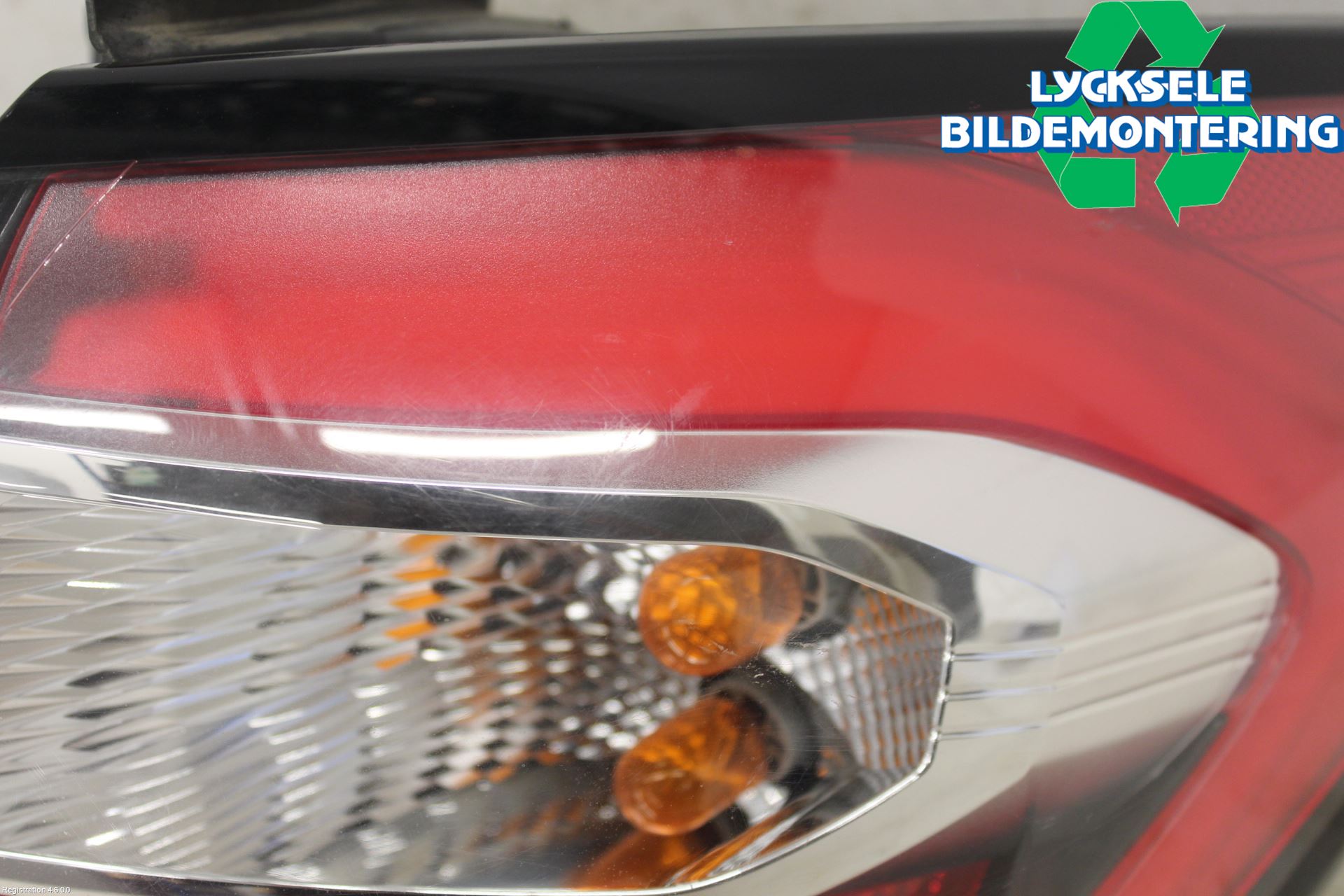 Ford KUGA 17-19 Bakljus Höger