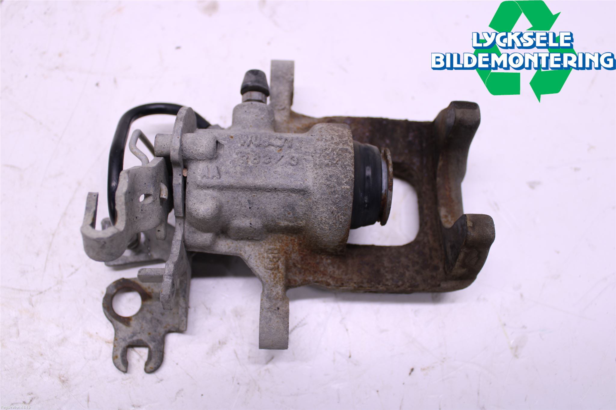 Volkswagen VW CADDY 11-15 Bromsok Bak Höger