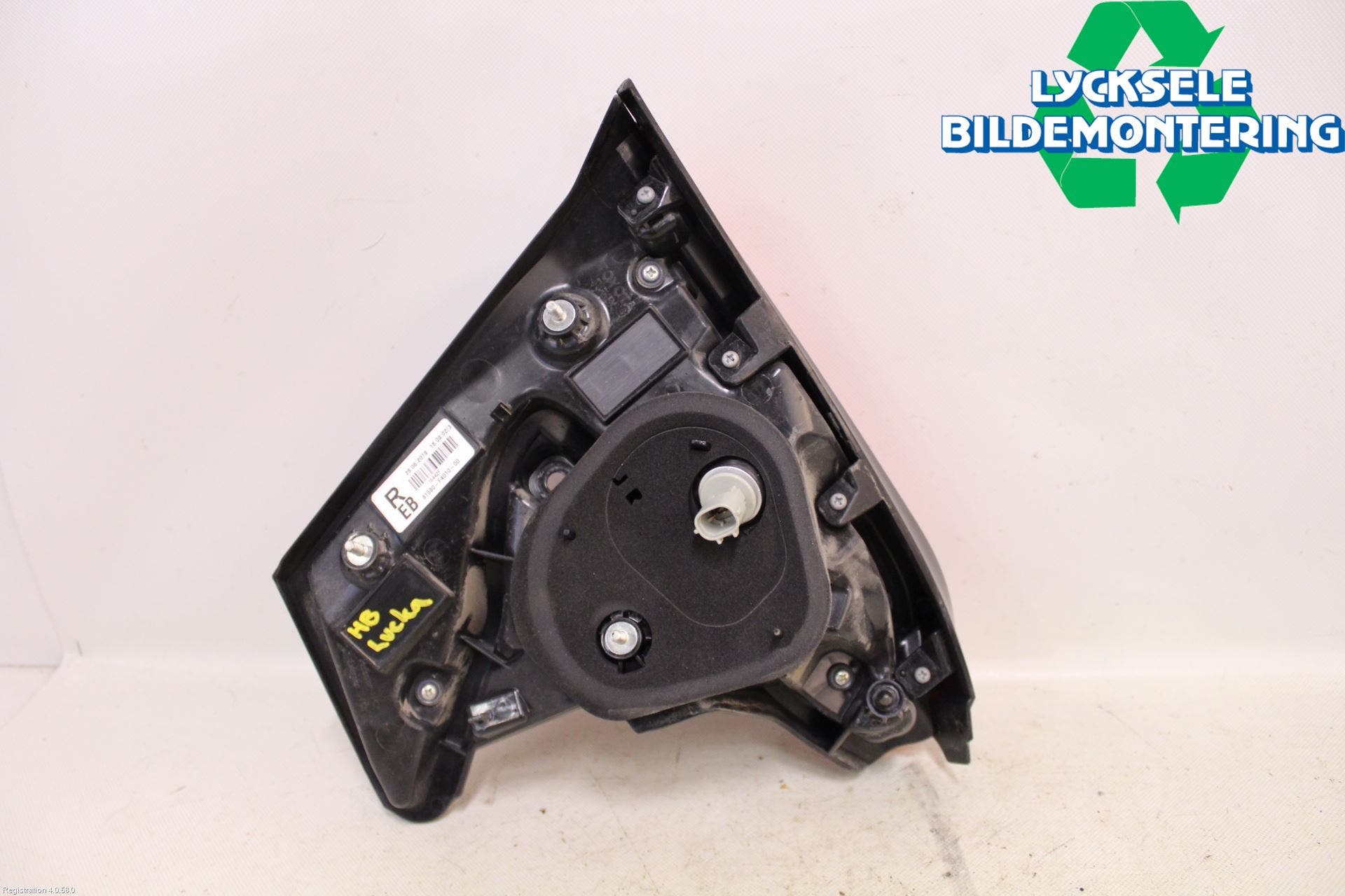 Toyota C-HR 16-23 Bakljus Lucka Hö