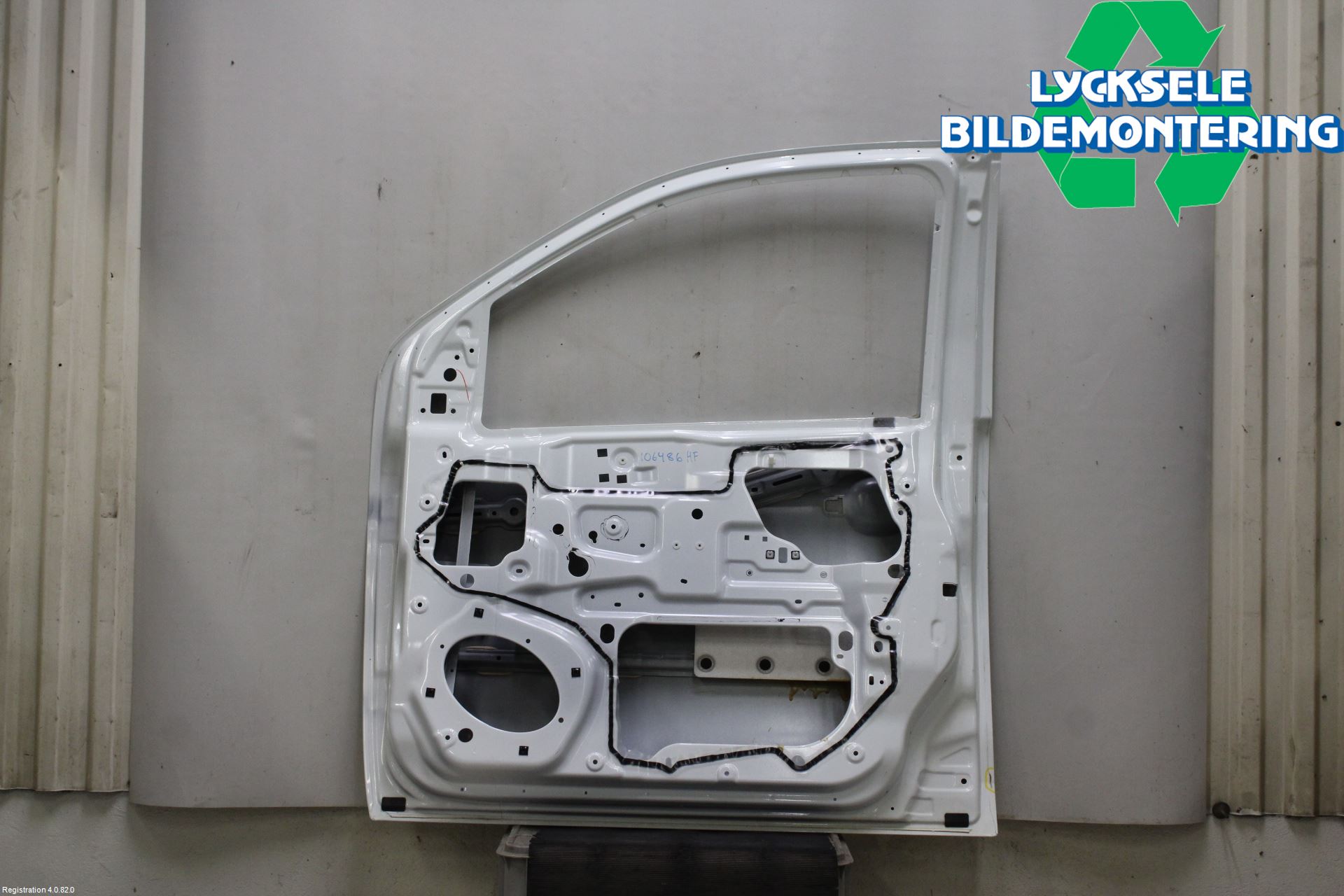 Isuzu D-MAX Dörr Fram Höger