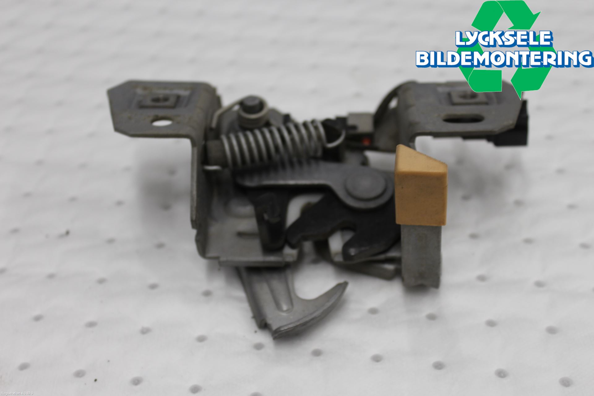 Volvo C30 10-13 Huvlås