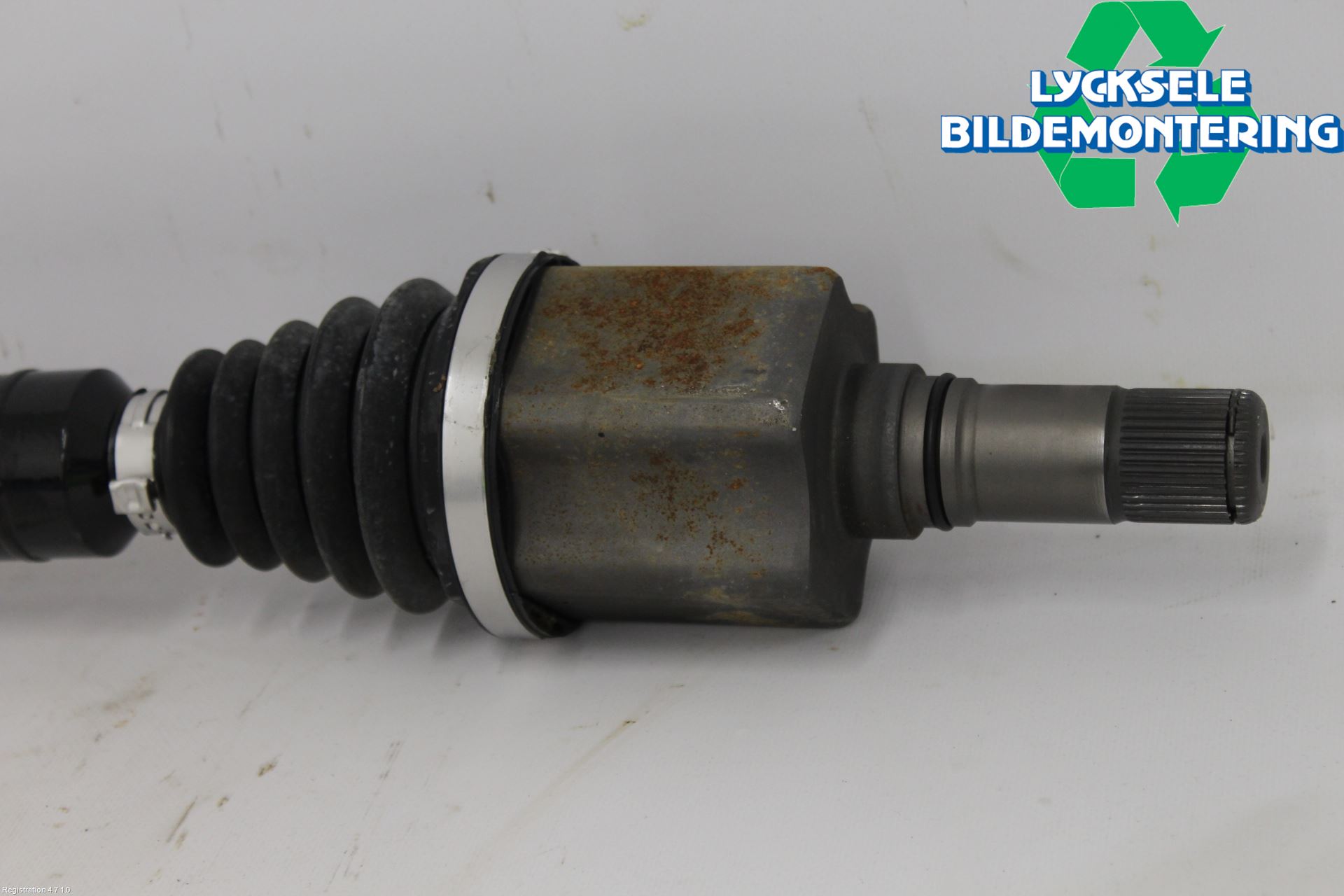 Volkswagen VW GOLF / E-GOLF VIII 20- Drivaxel Fram Höger