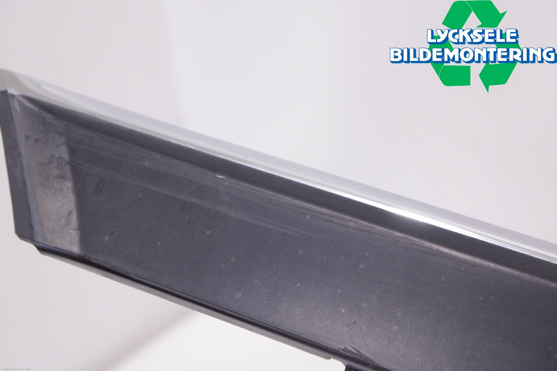 BMW 7 E38      93-01 Stötfångarlist Bak