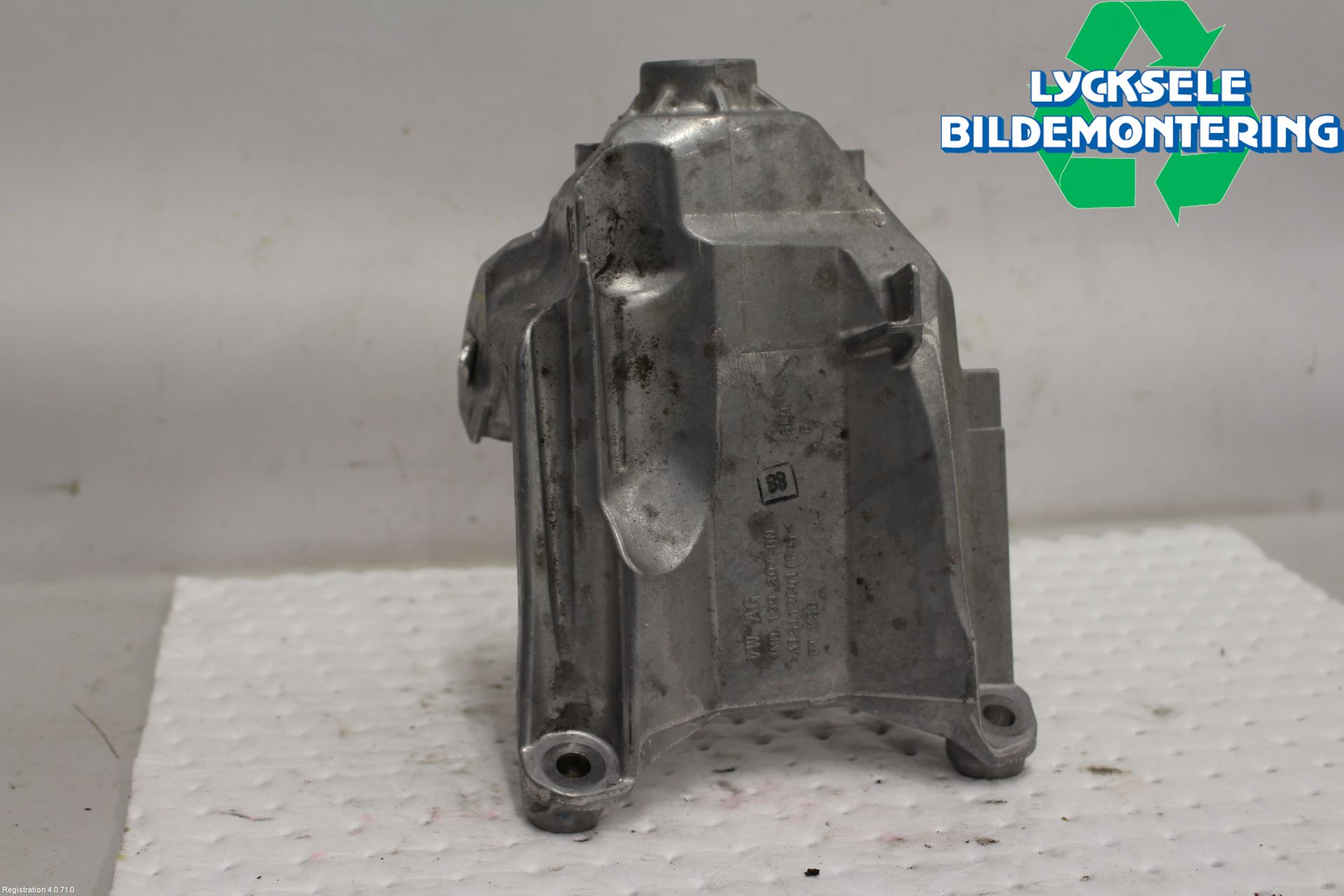 Audi A7 Sportback 4K 18- Motorfäste