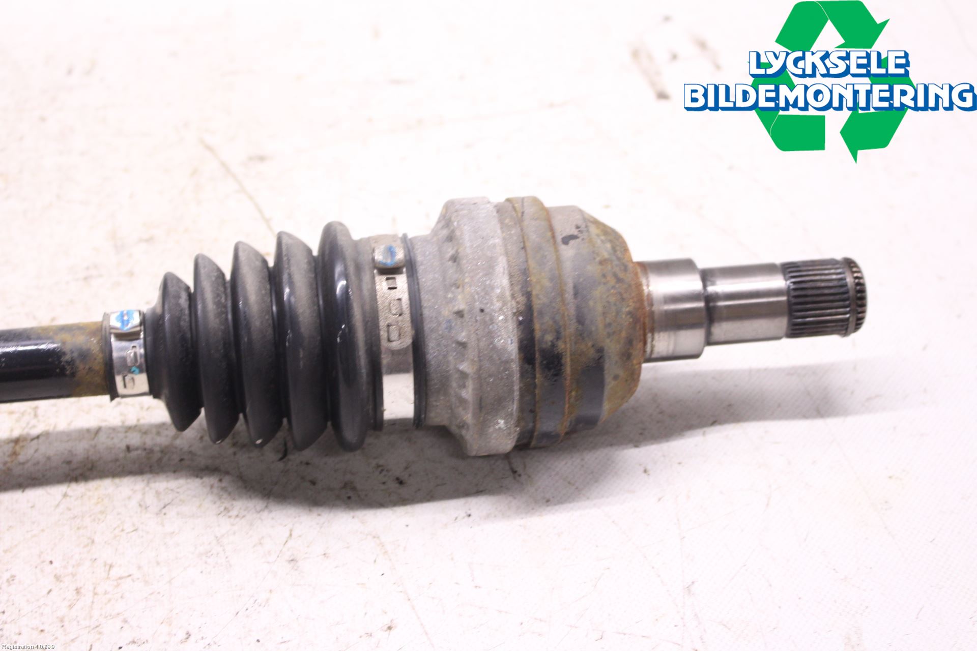 Chevrolet CAPTIVA Drivaxel Bak Vänster