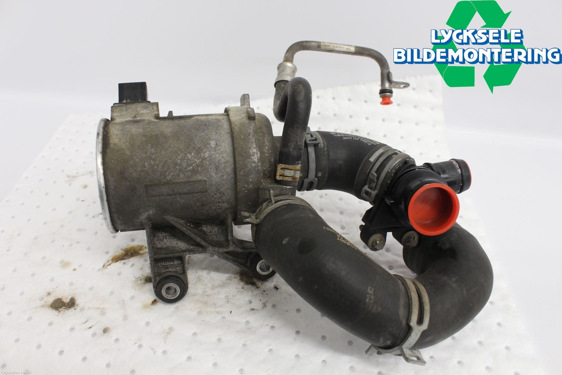 Mercedes-Benz MB C-KLASS (W205) 14-21 Vattenpump