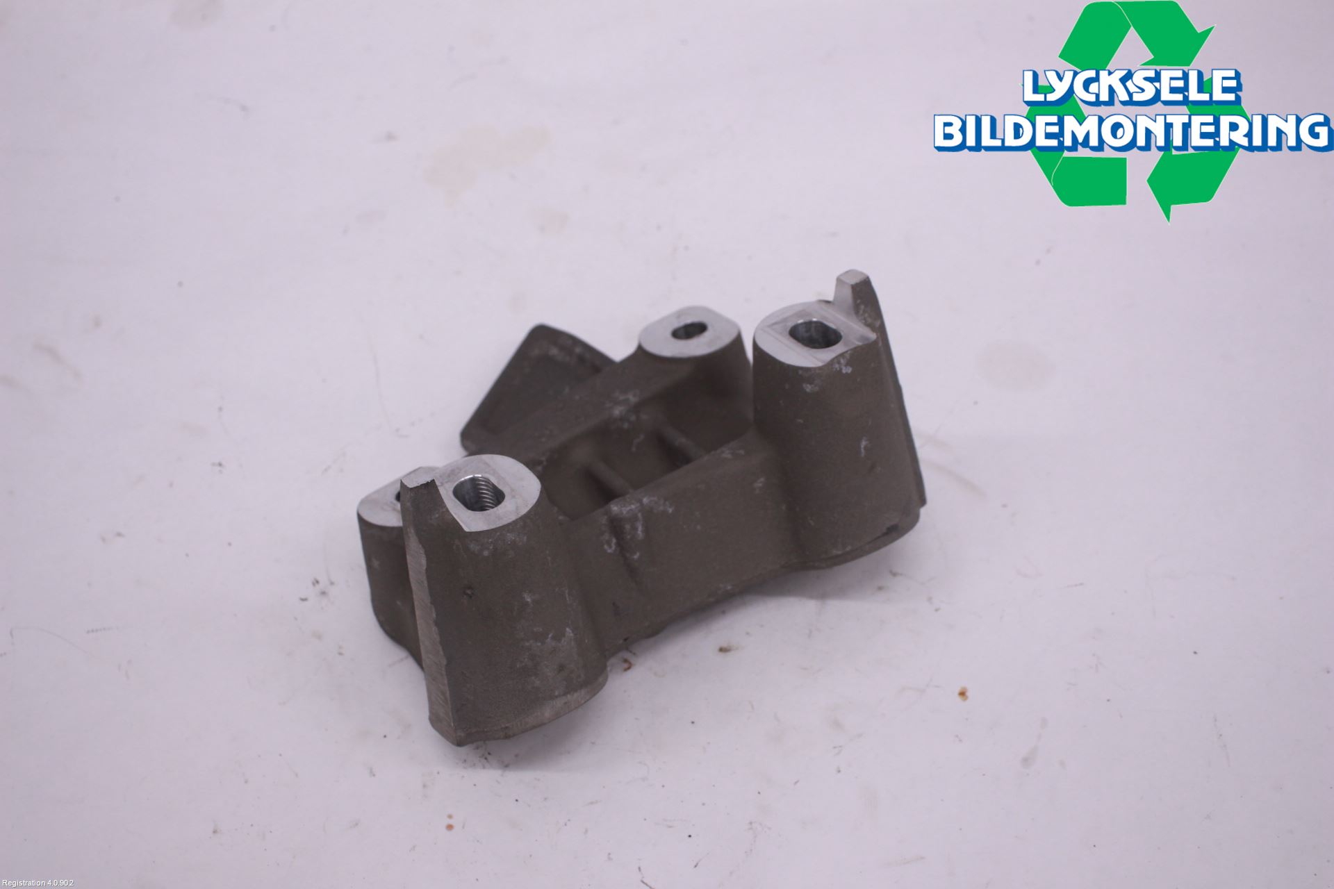 Citroen C4/E-C4 C4X/E-C4X III 21- Motorfäste