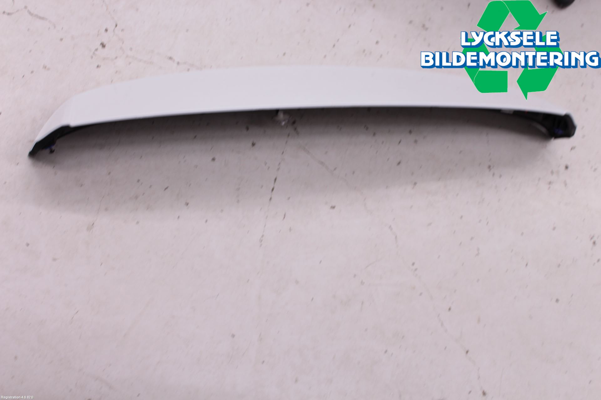 Volkswagen VW T-ROC 18- Spoiler Baklucka