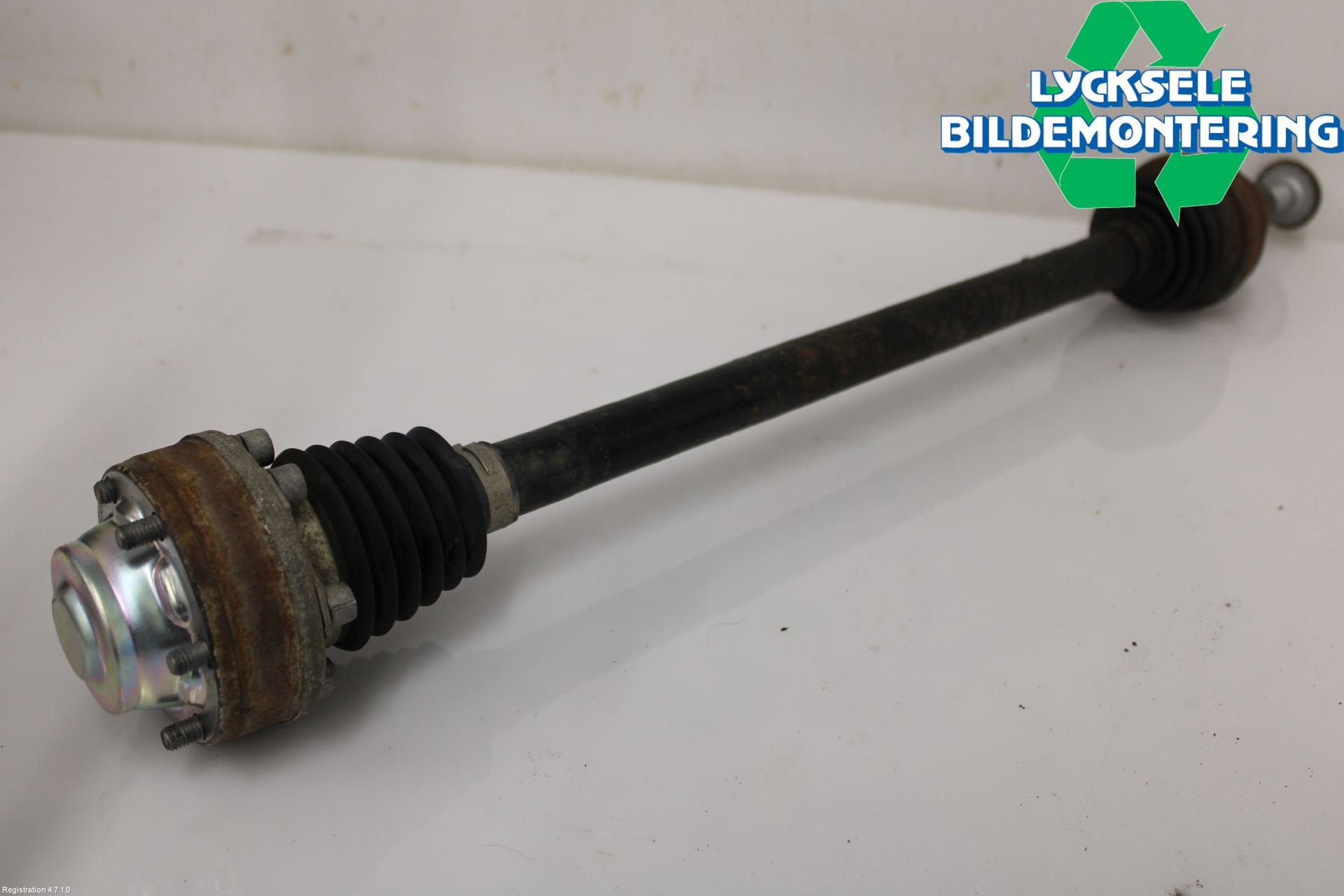 Volkswagen VW GOLF / E-GOLF VIII 20- Drivaxel Bak Höger