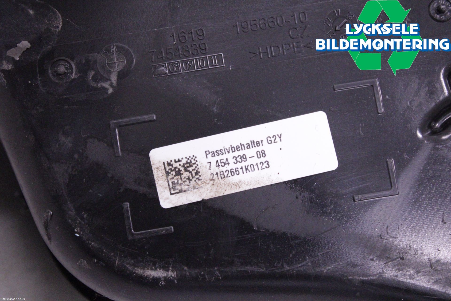 BMW 3 G20/G21/G80/G81 19- Adblue Tank
