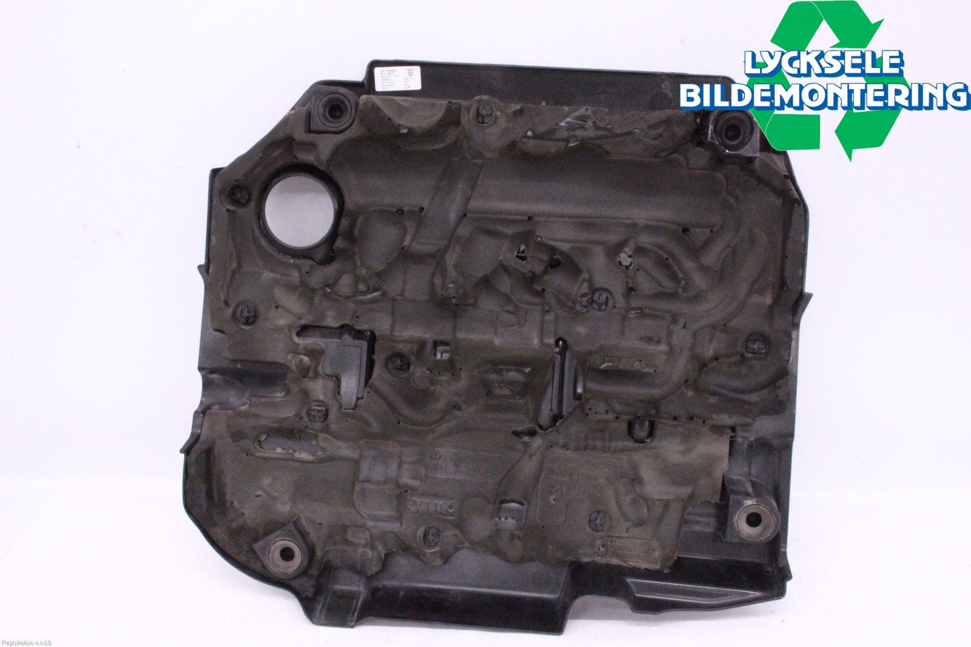 Audi Q2/SQ2 17- Motorkåpa