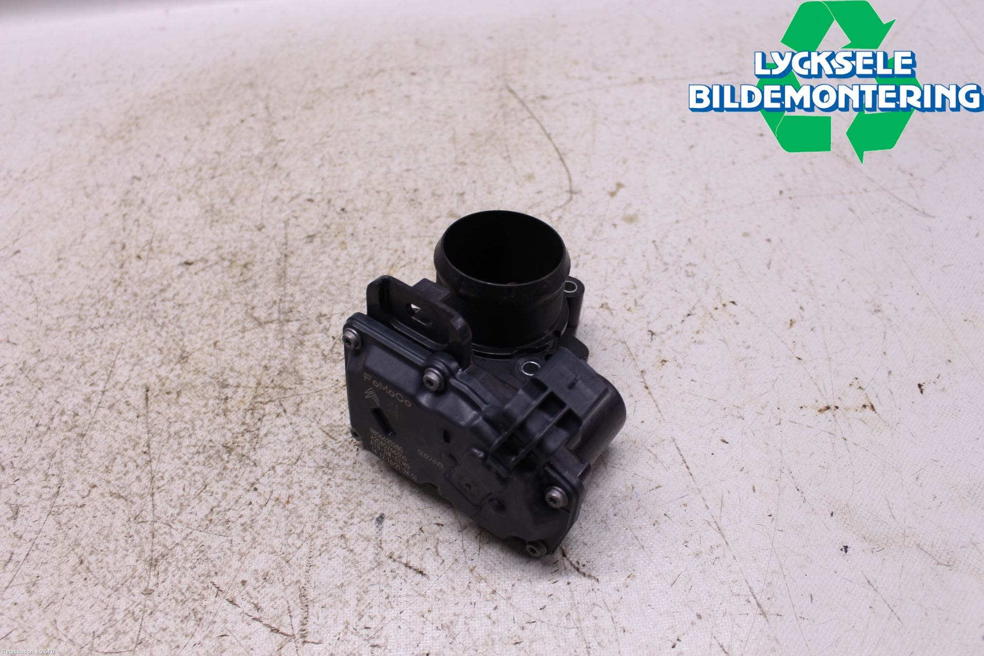 Ford KUGA 13-16 Injspjällhus