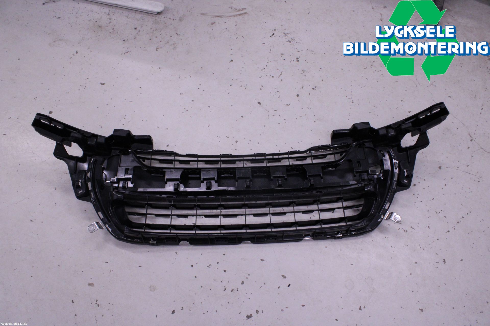 Peugeot 308 08-13 Grill Komp