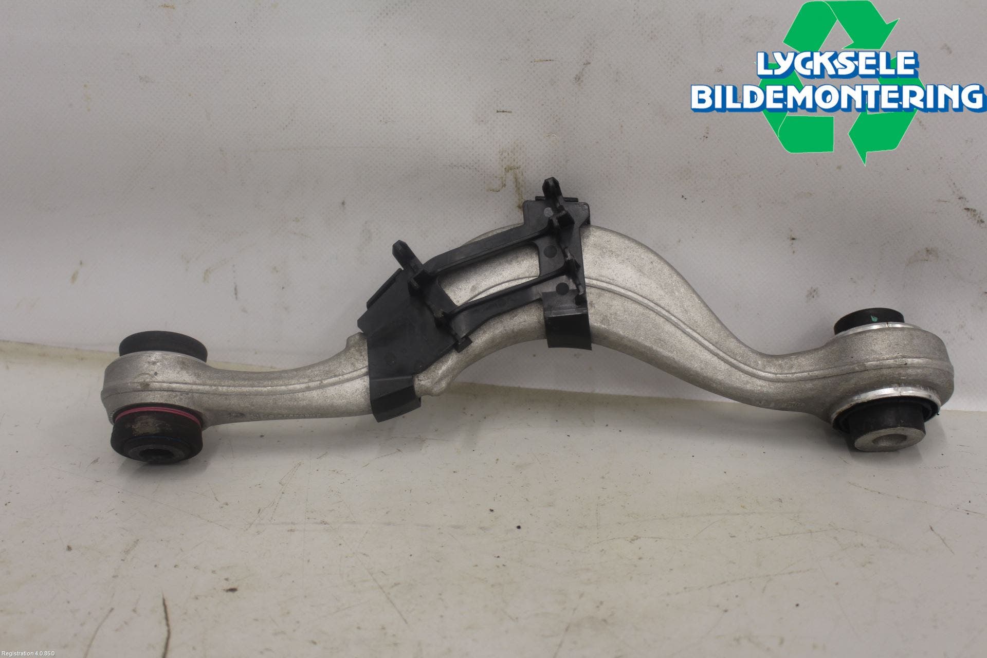 BMW 5 G30/G31/F90 17-23 Bärarm Bak Höger