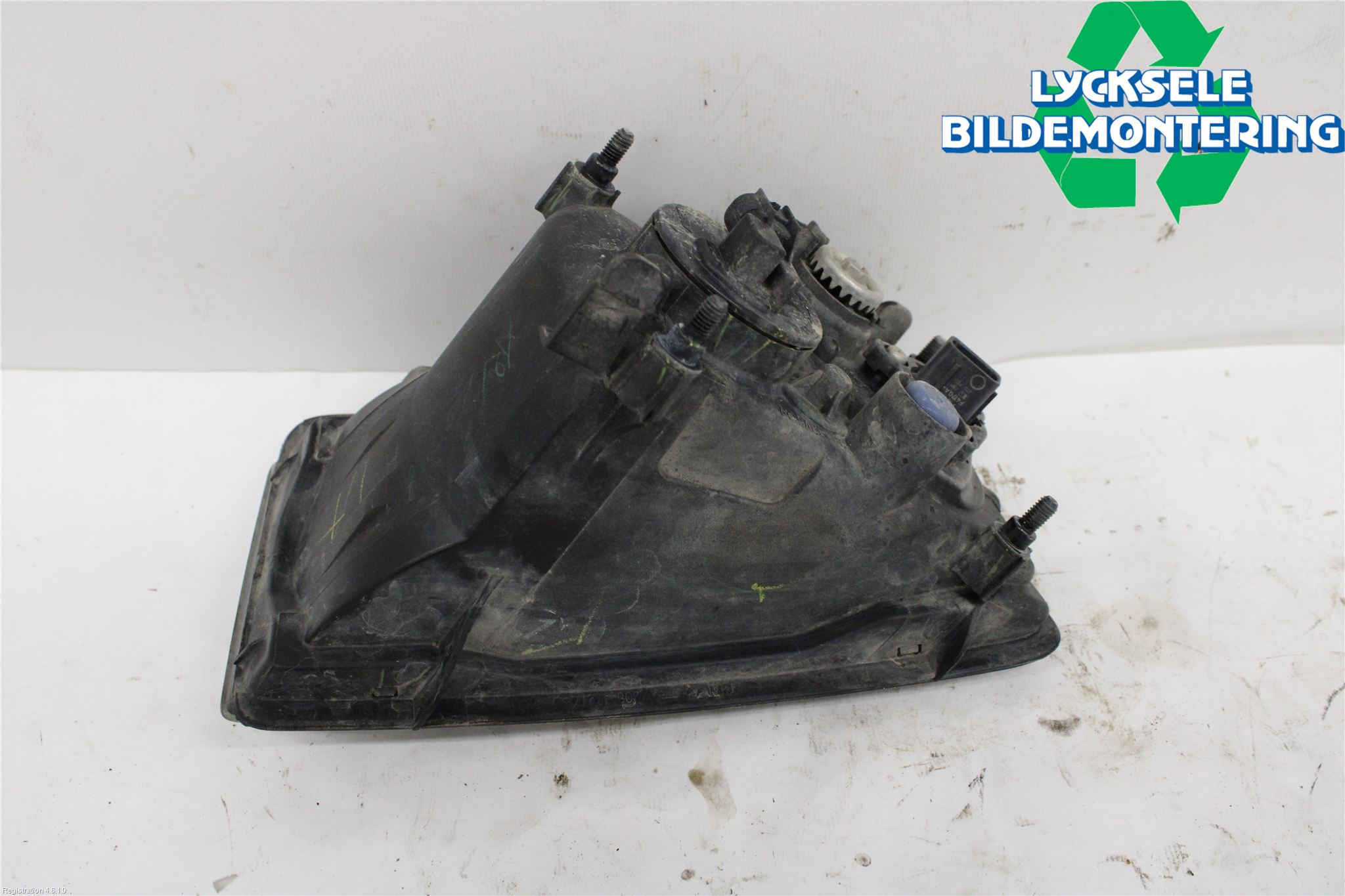 Isuzu D-MAX Dimljus-Varselljus Fram