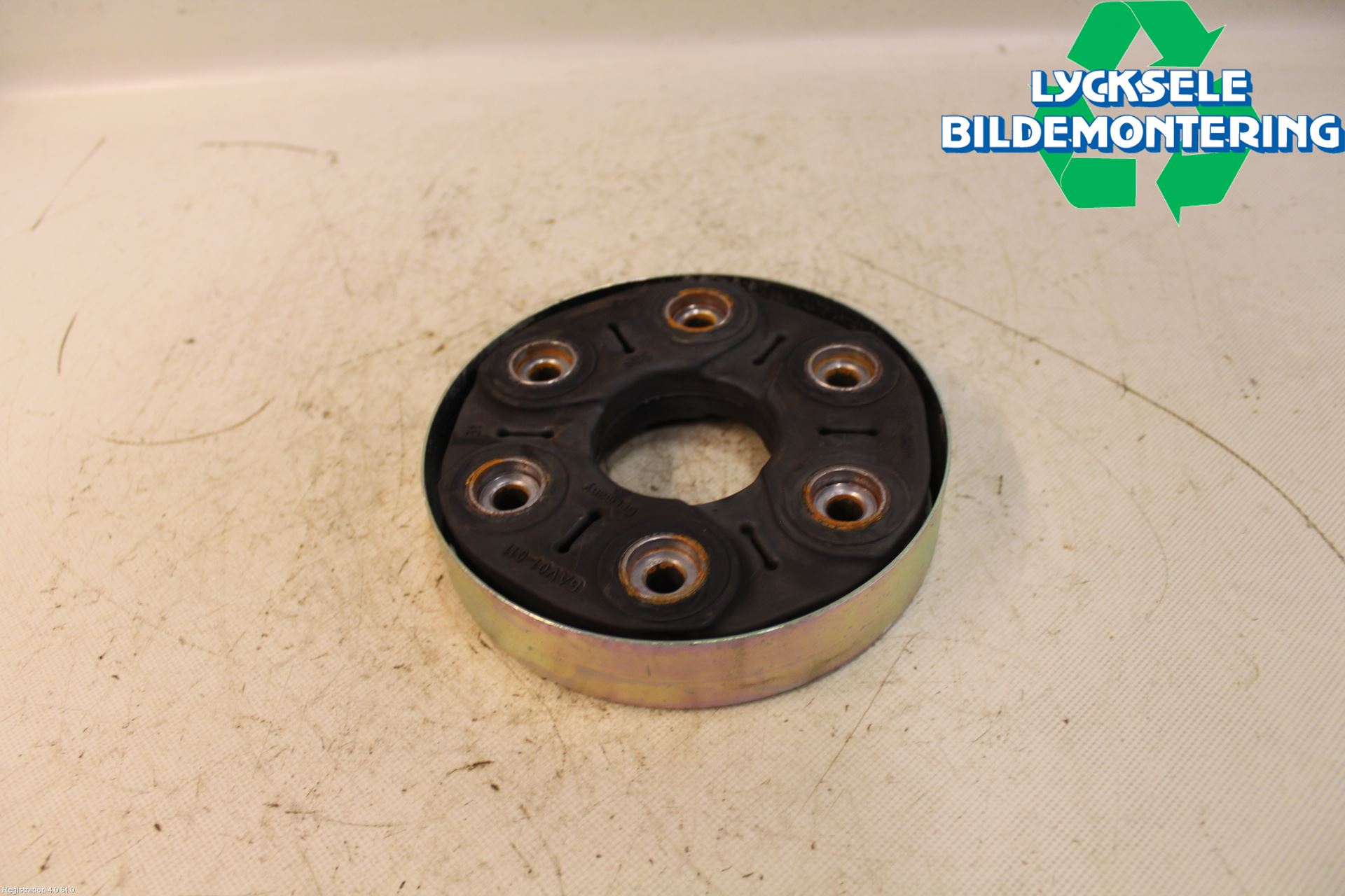 Skoda KODIAQ 17-24 Mellanaxel Gummiknut