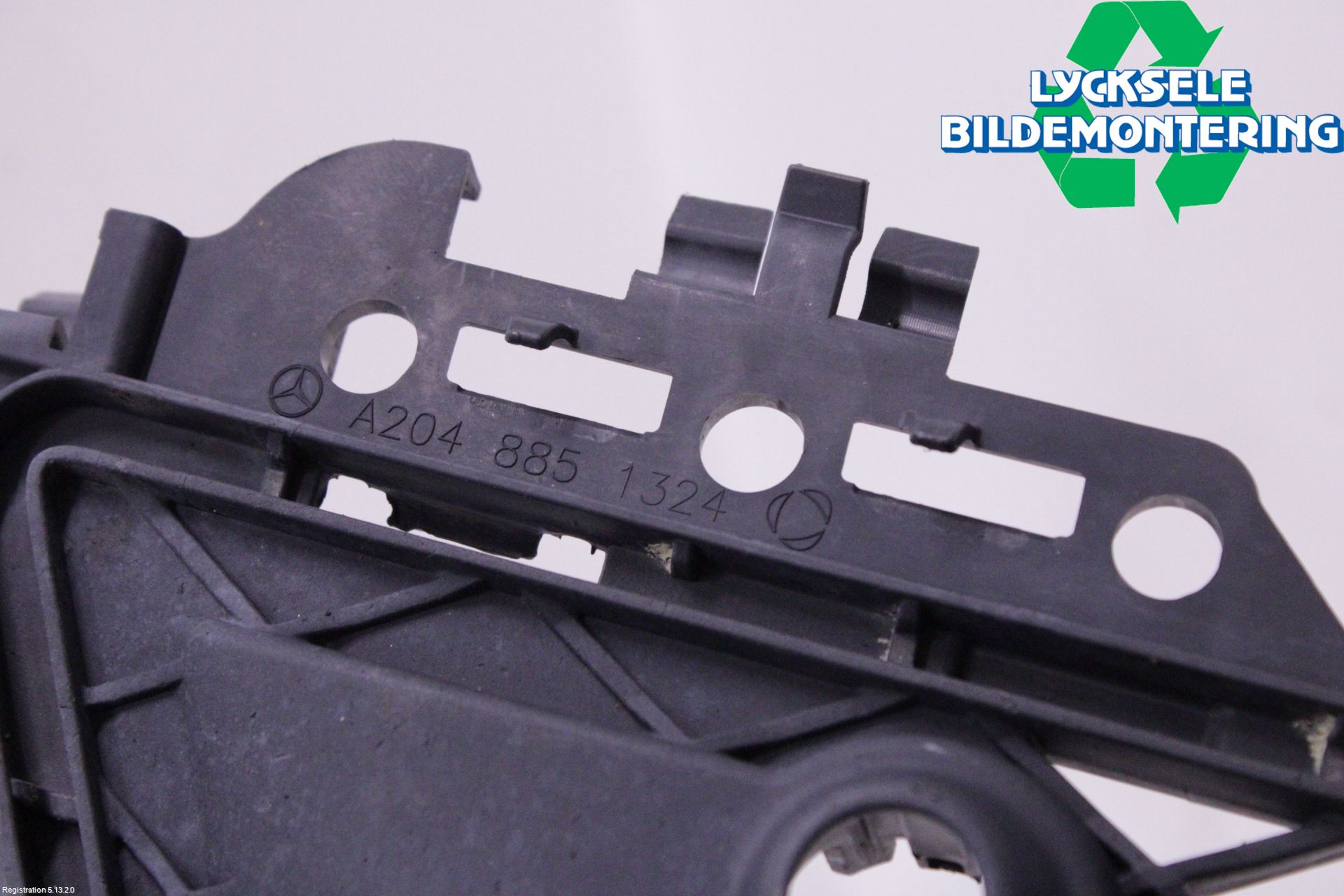 Mercedes-Benz MB C-KLASS (W204) 07-15 Grill-Galler