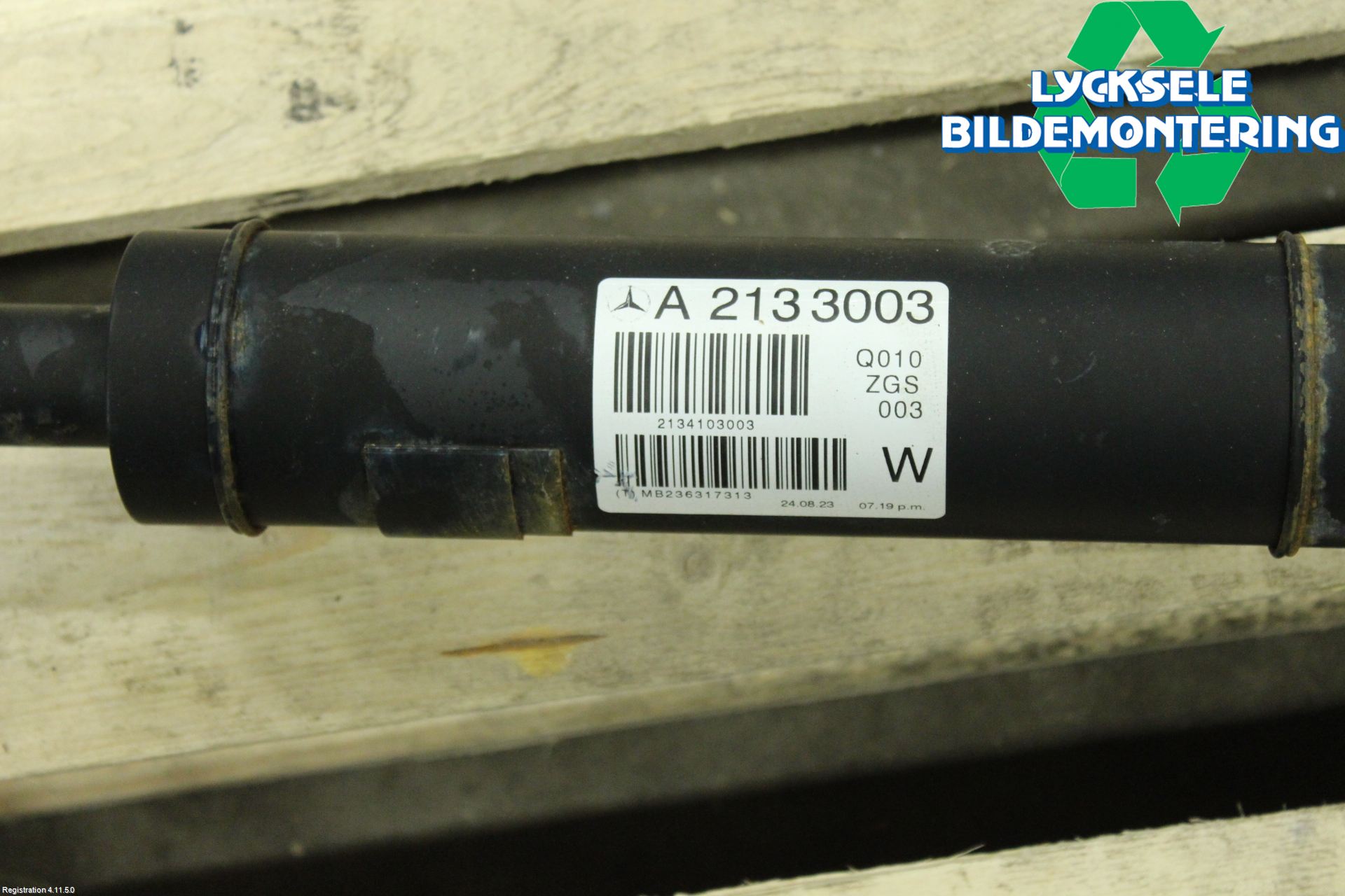 Mercedes-Benz MB E-KLASS (W214) 24- Mellanaxel Komp