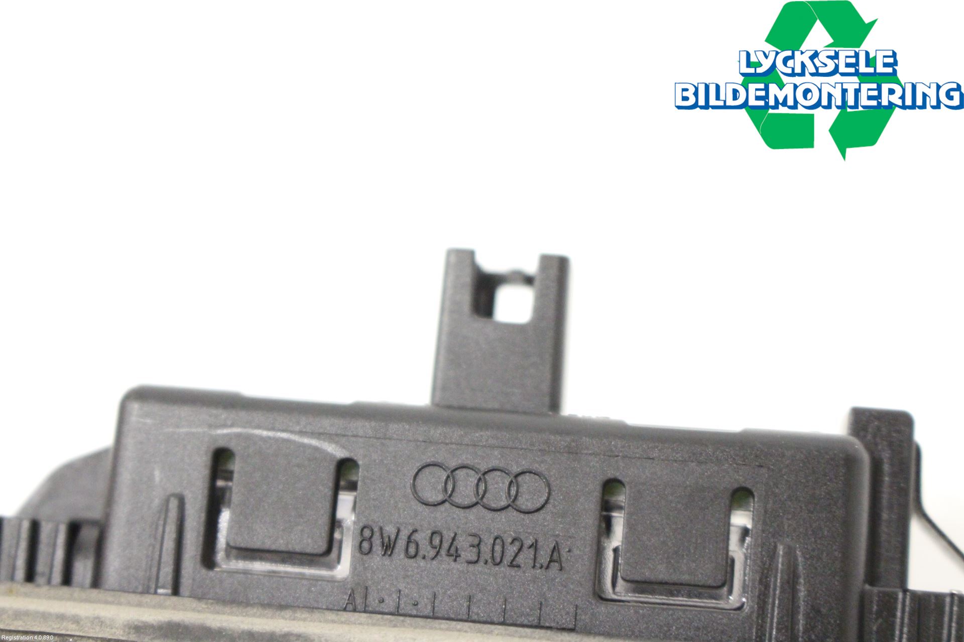 Audi Q5/SQ5 17- Skylt Belysning