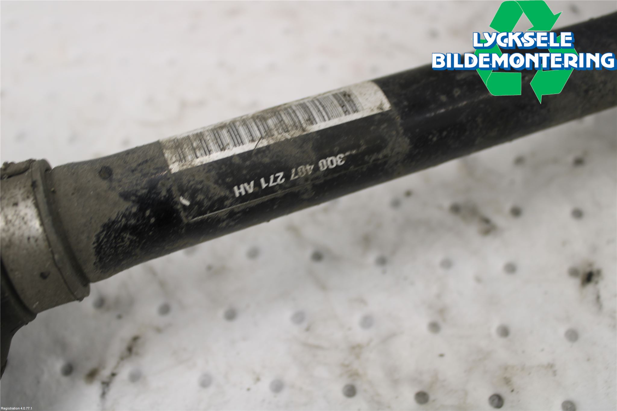 Volkswagen VW PASSAT 15-19 Drivaxel Fram Vänster