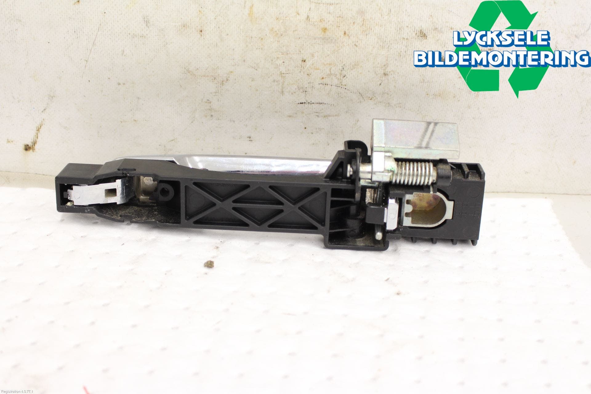 Nissan QASHQAI 10-14 Dörrhandtag Yttre Hö