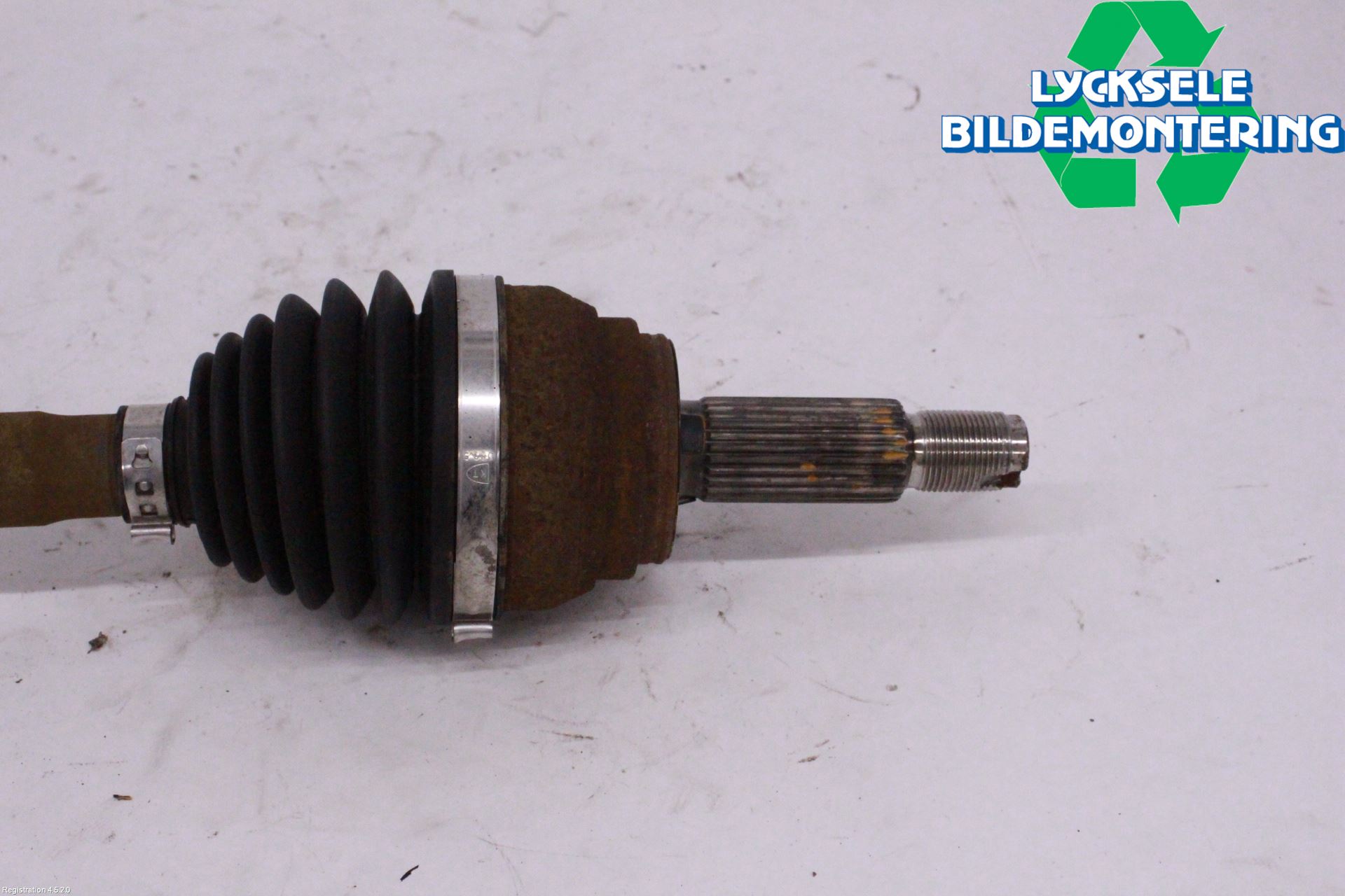 Kia CEED/CEED SW 19- Drivaxel Fram Höger