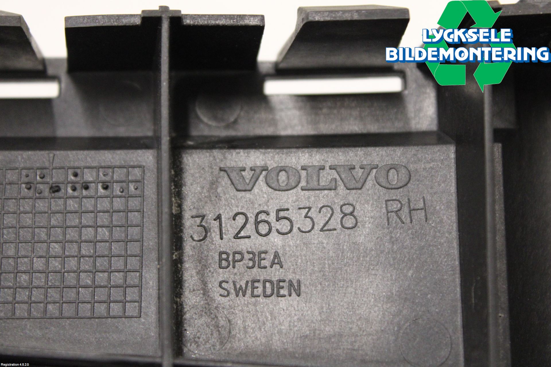 Volvo V70 08-13 Stötfångarfäste Bak Hö
