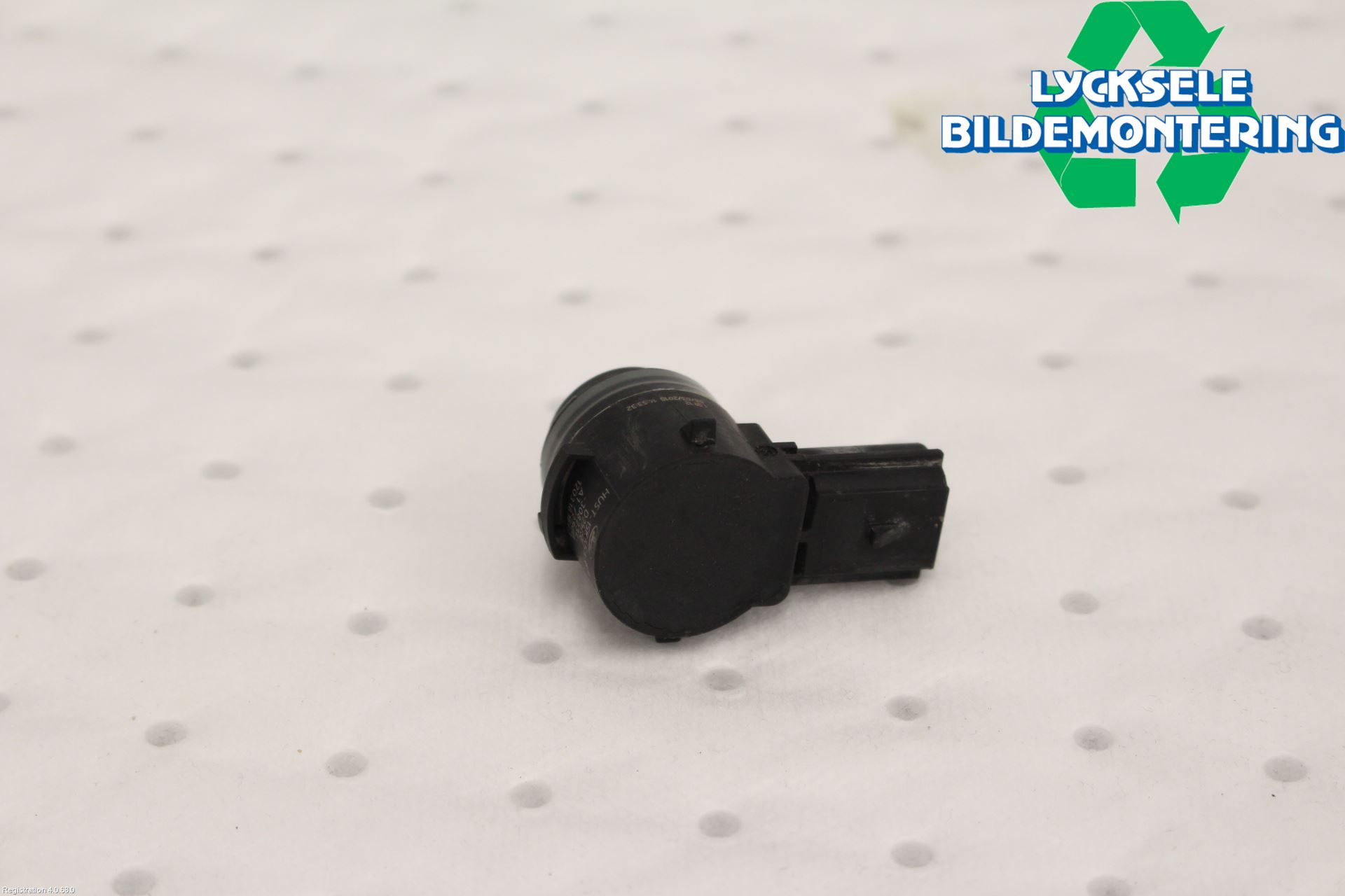 Ford TRANSIT SKÅP/BUSS 14-22 Parkeringshjälp Frontsensor