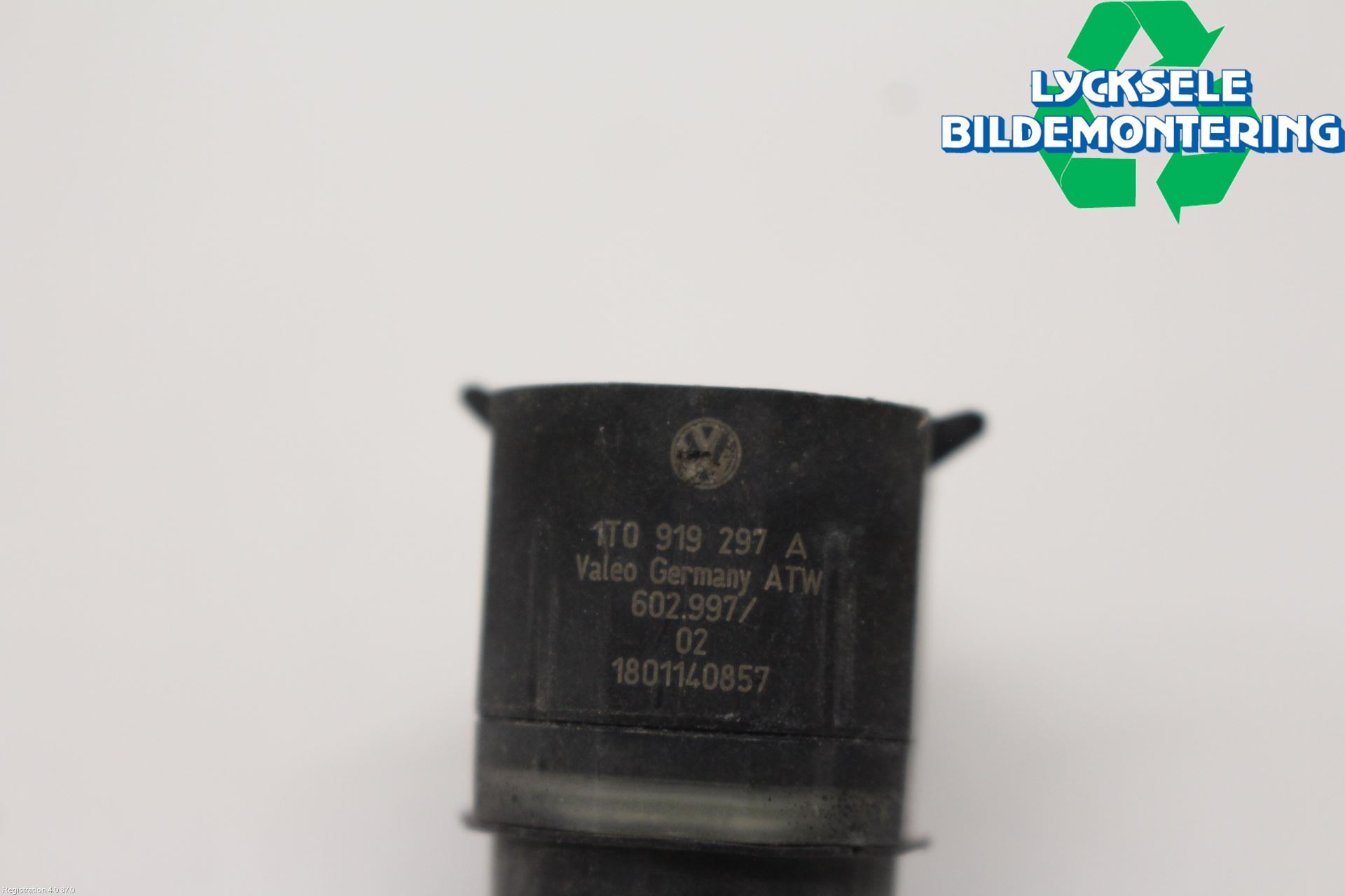 Skoda SUPERB 09-15 Parkeringshjälp Frontsensor