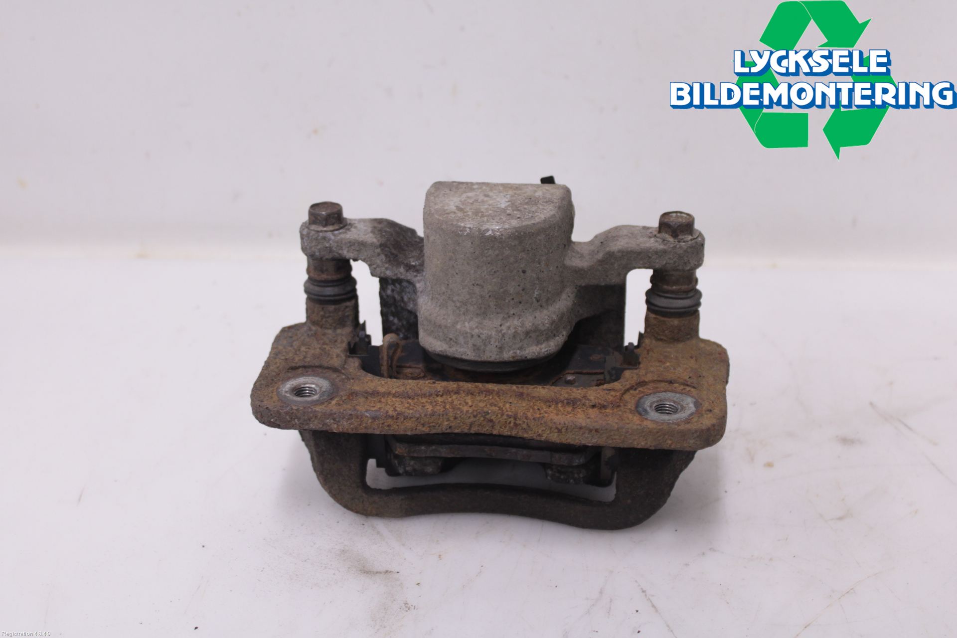 Kia SORENTO 10-14 Bromsok Bak Vänster