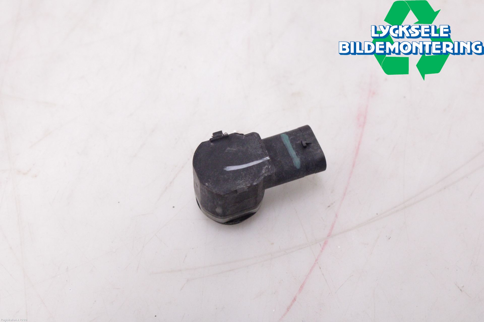 Ford KUGA 13-16 Parkeringshjälp Frontsensor