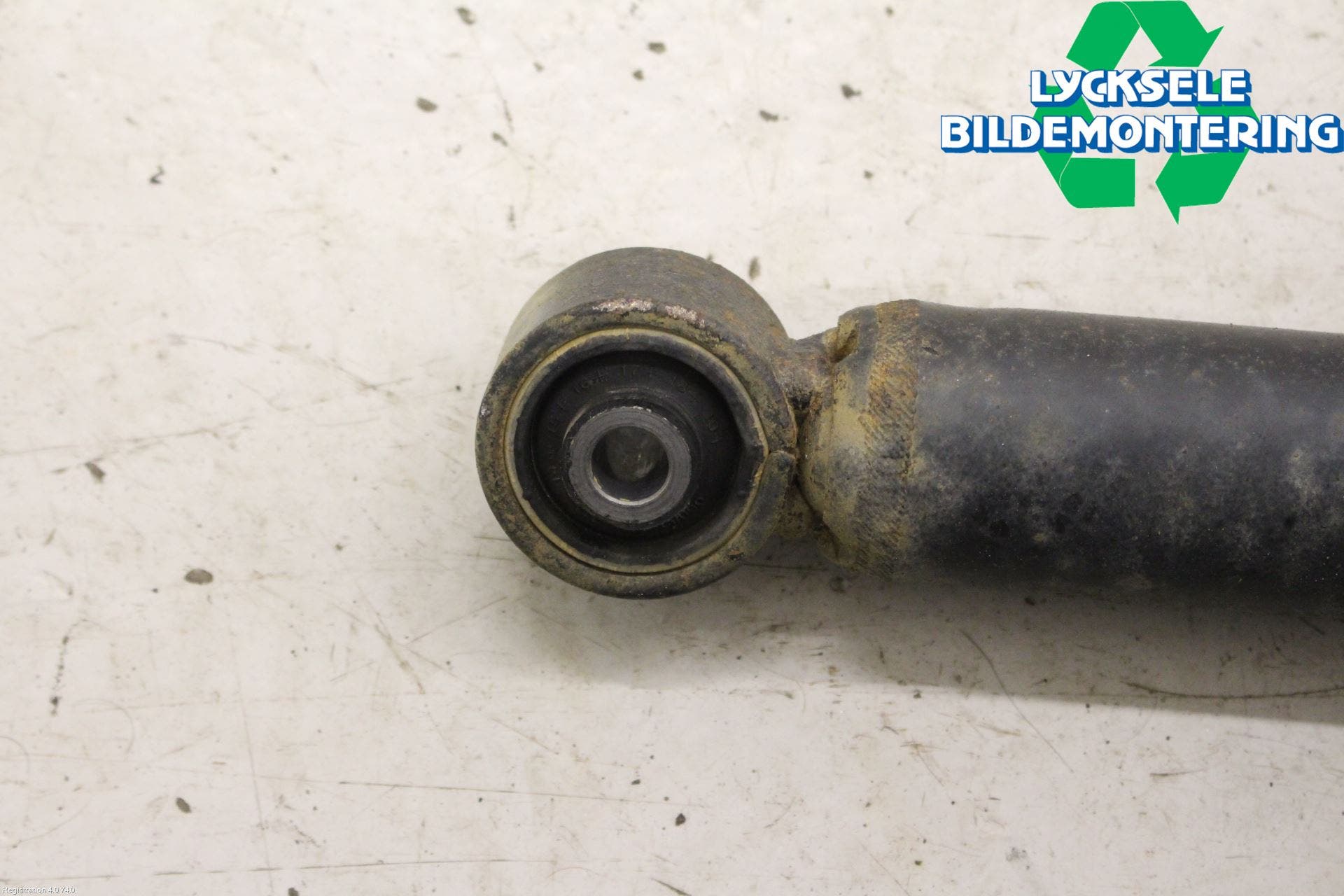 Volkswagen VW CADDY 16-20 Stötdämpare Bak