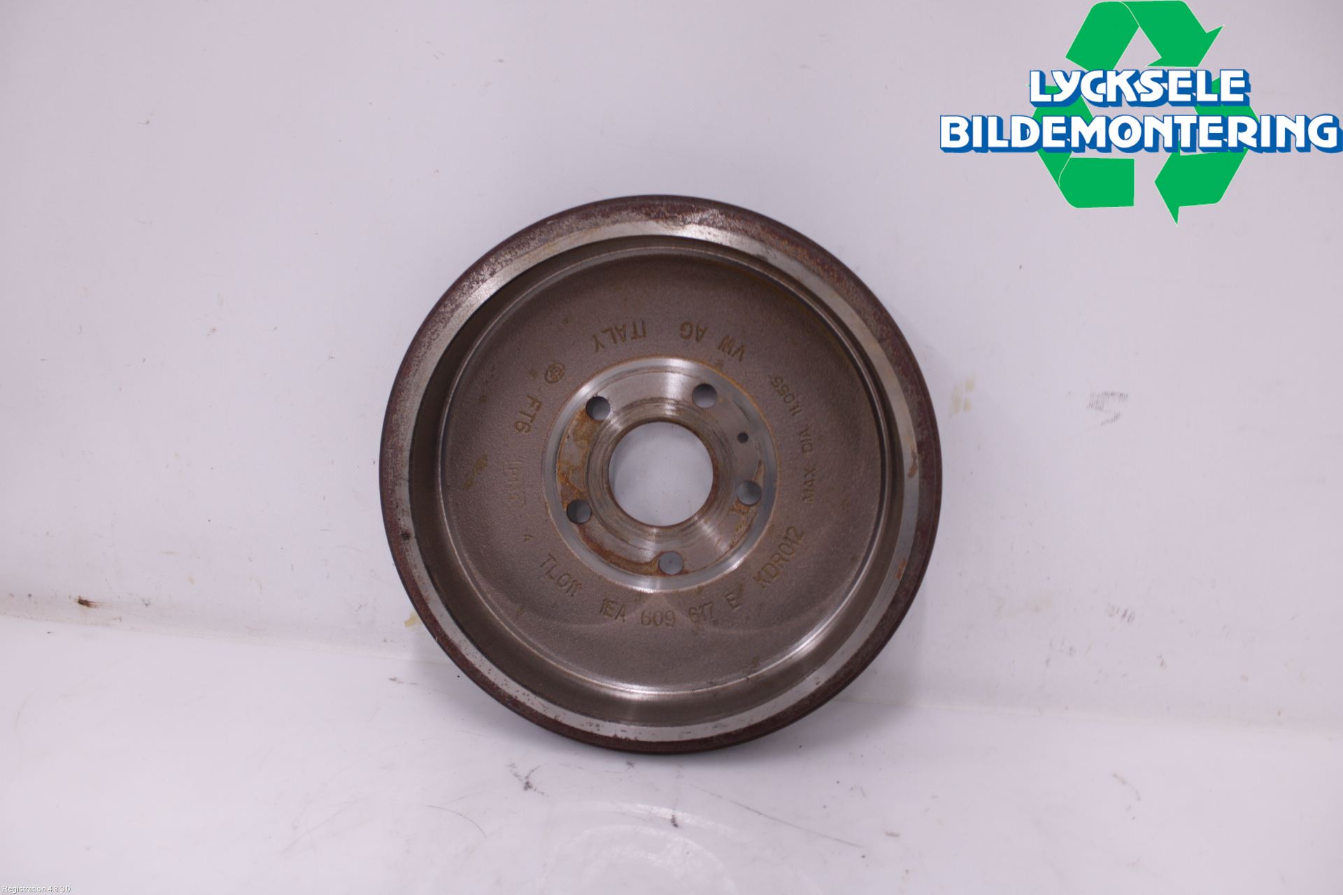 Volkswagen VW ID.4 21- Bromstrumma Bak