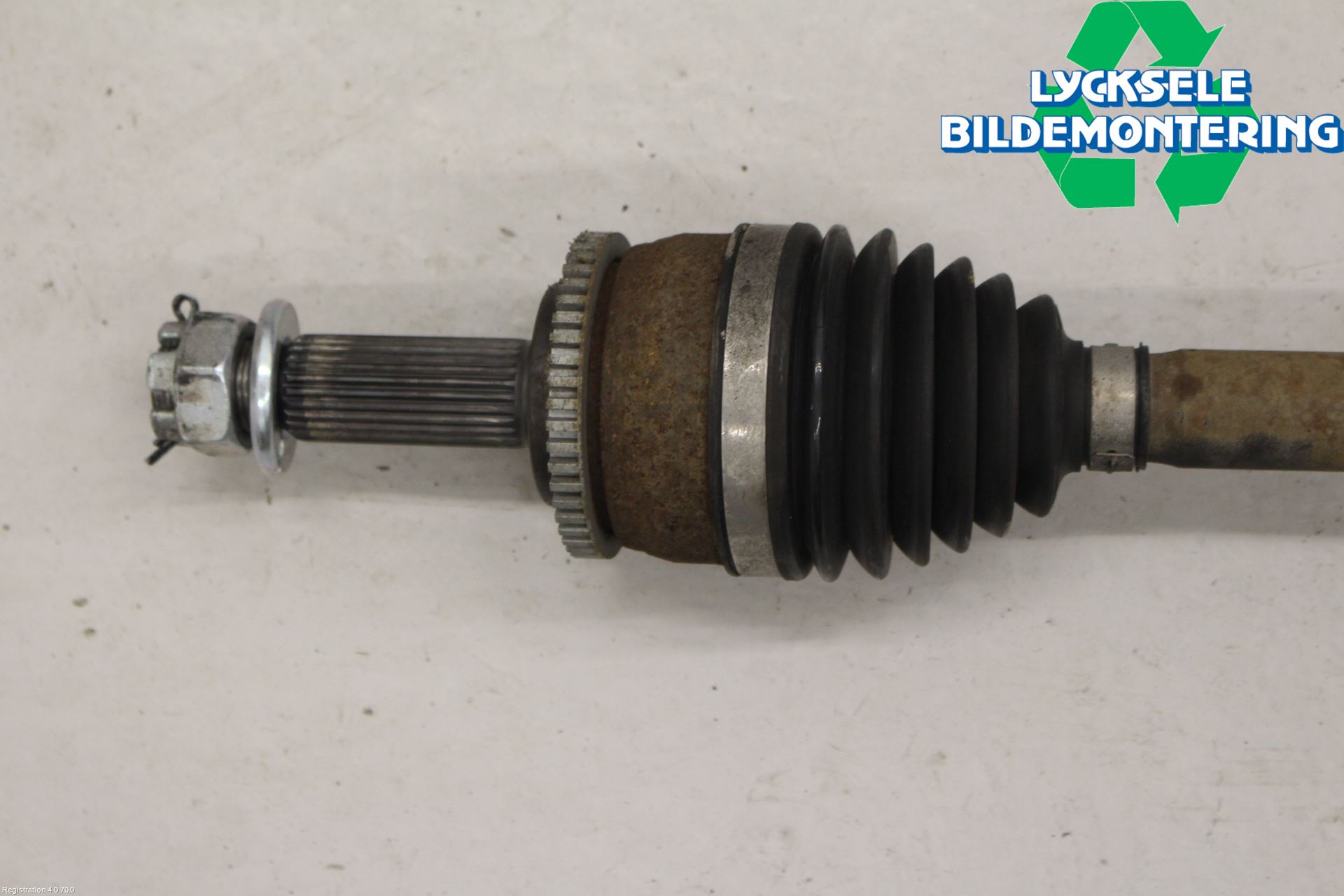 Hyundai i20 PB 09-14 Drivaxel Fram Höger
