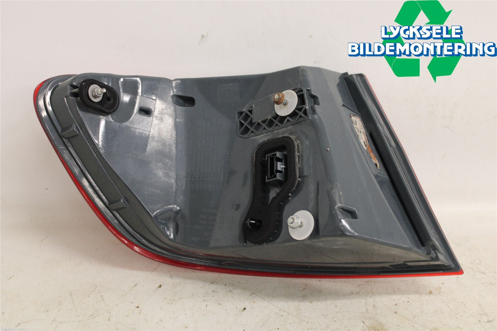 BMW 5 F10/F11/F18 09-17 Bakljus Höger