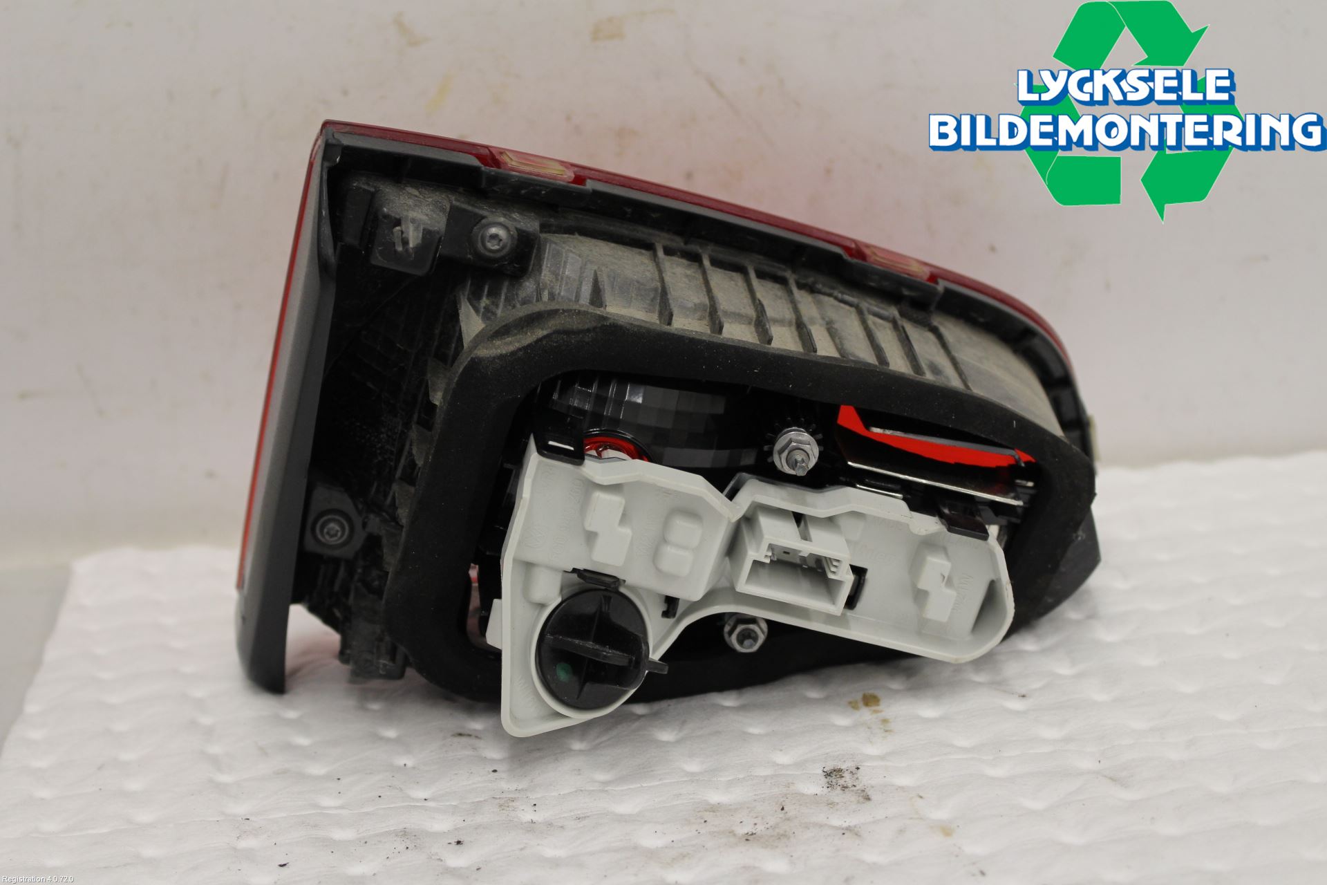 Volkswagen VW GOLF / E-GOLF VII 13-20 Bakljus Lucka Hö