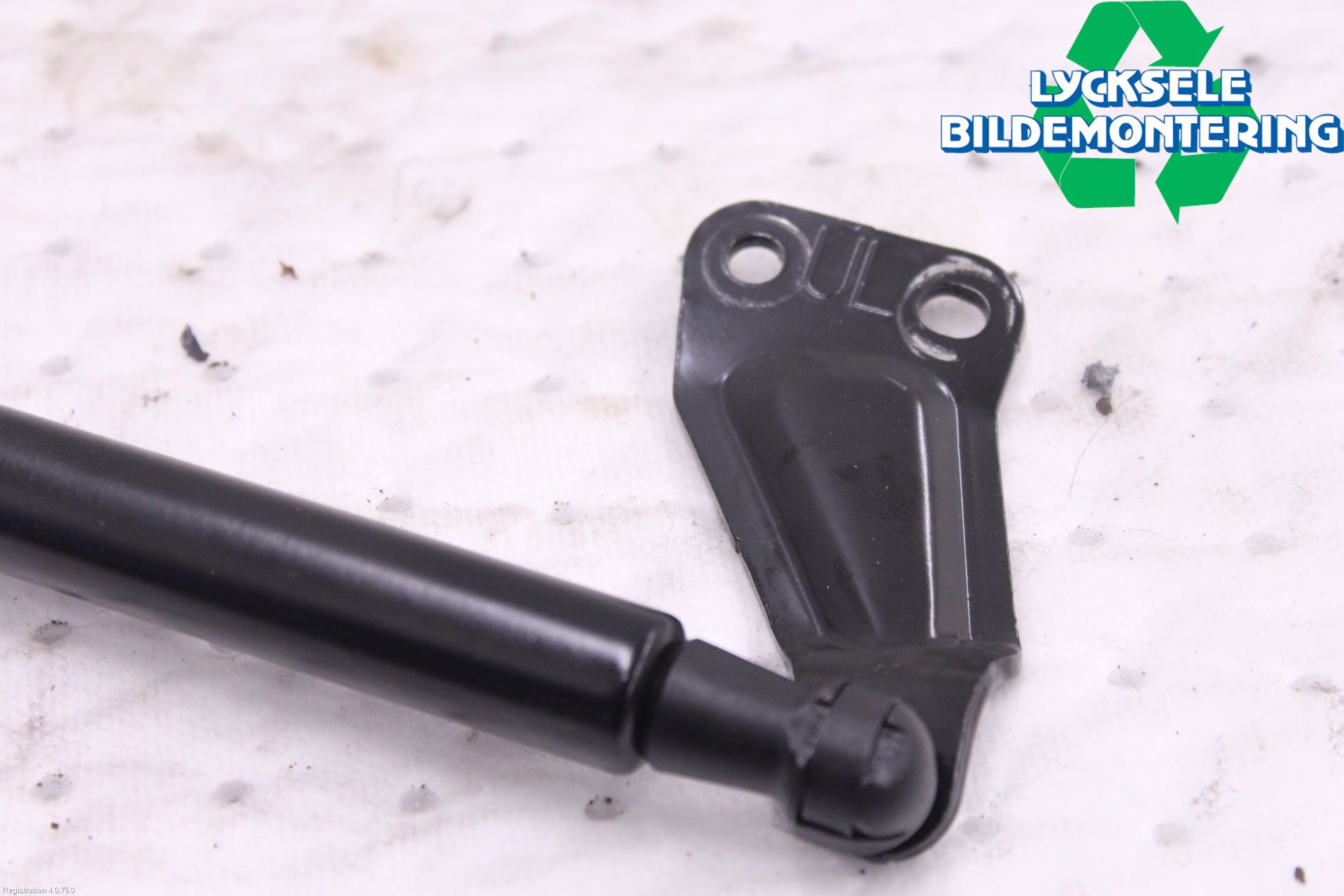 Nissan JUKE 14-19 Gasfjäder Baklucka