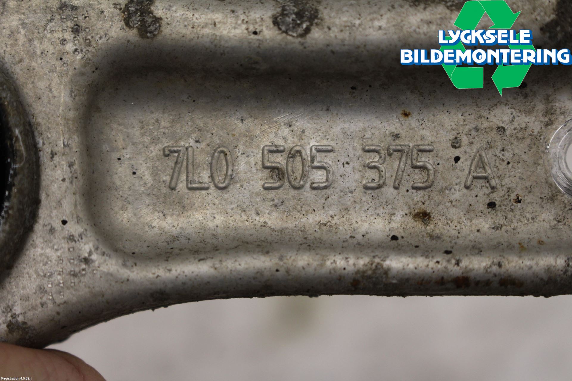 Volkswagen VW TOUAREG 7P 11-18 Bärarm Bak Vänster