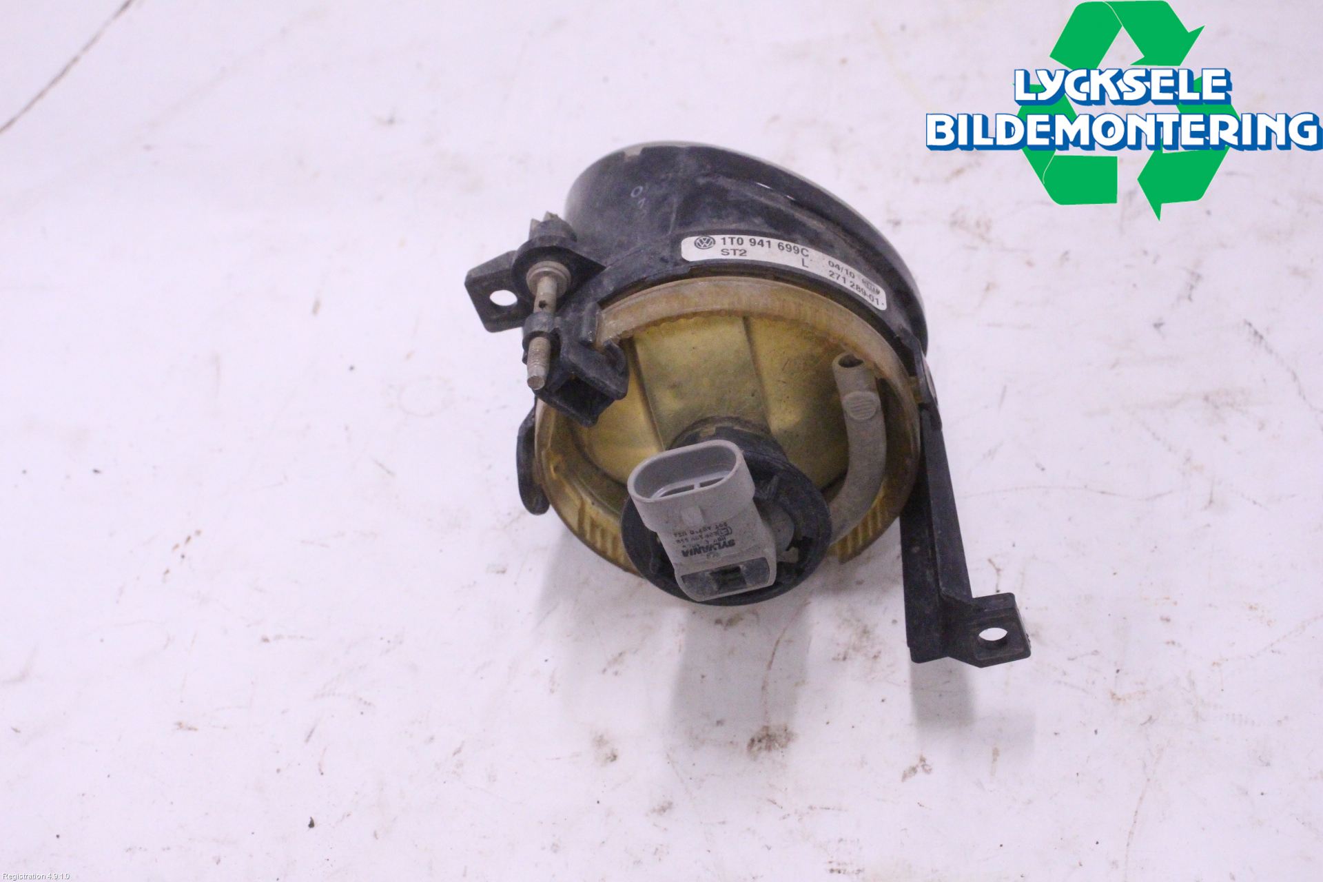 Volkswagen VW CADDY      04-10 Dimljus-Varselljus Fram
