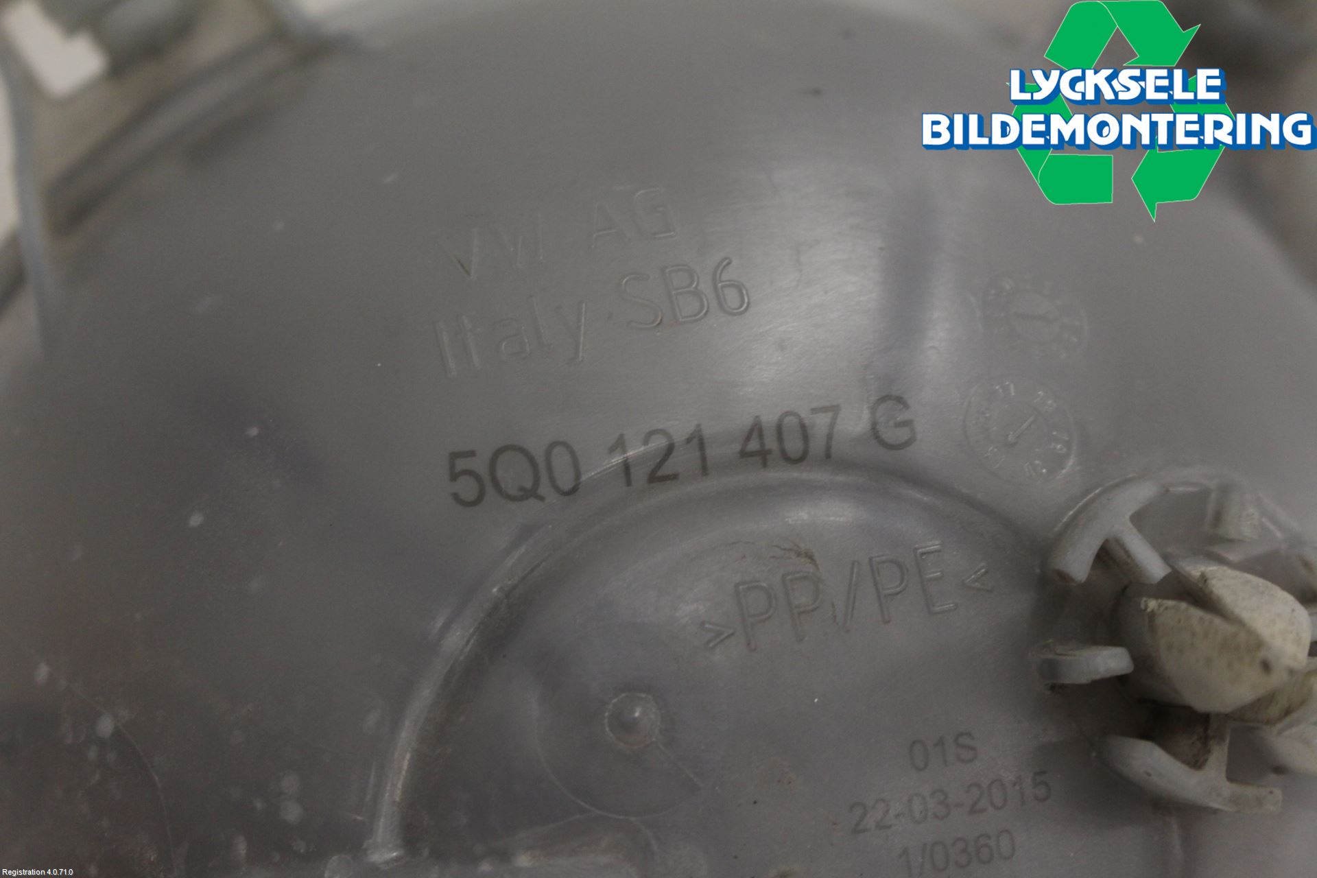 Volkswagen VW PASSAT 15-19 Expansionstank