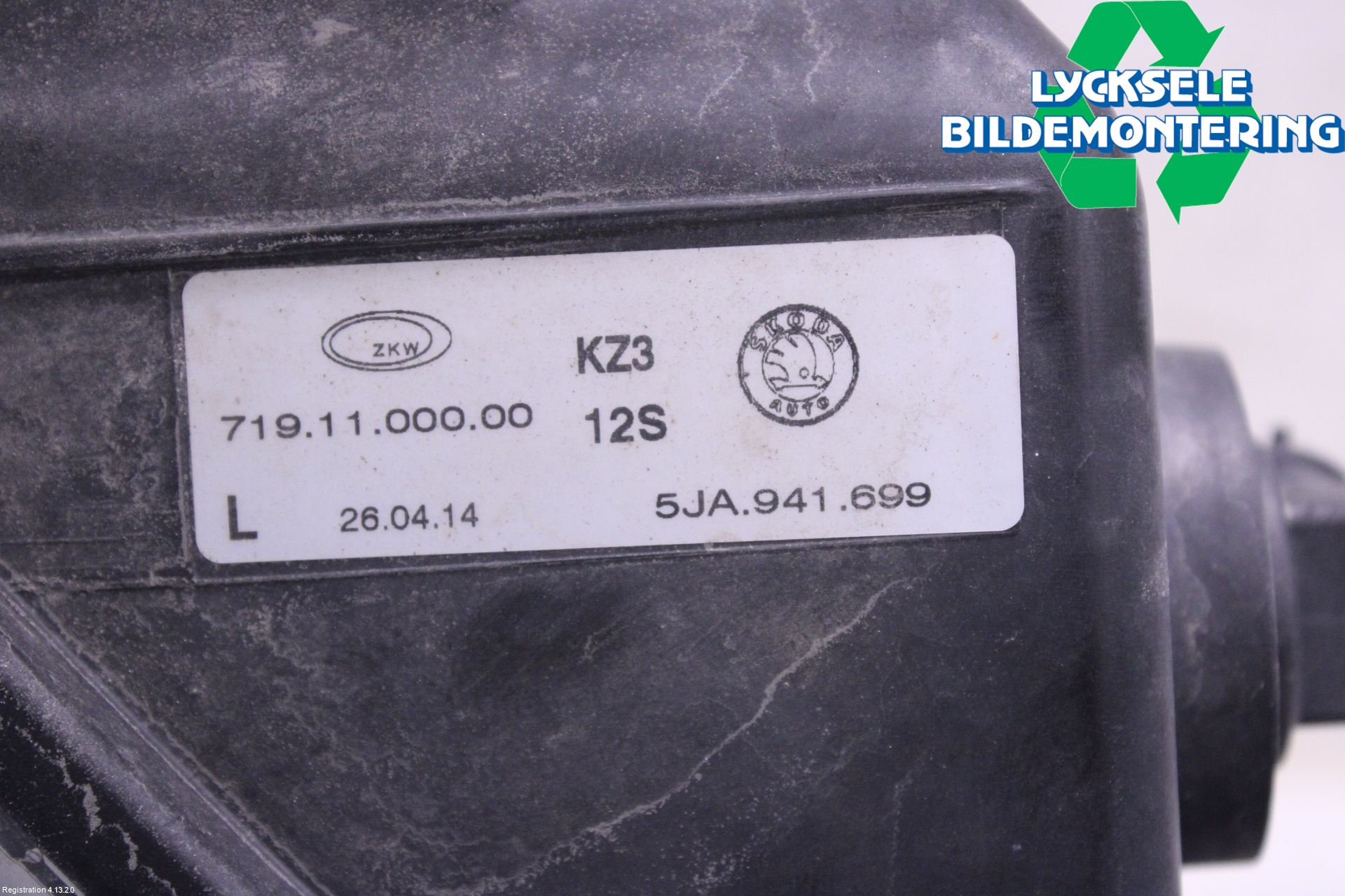 Skoda RAPID Dimljus-Varselljus Fram