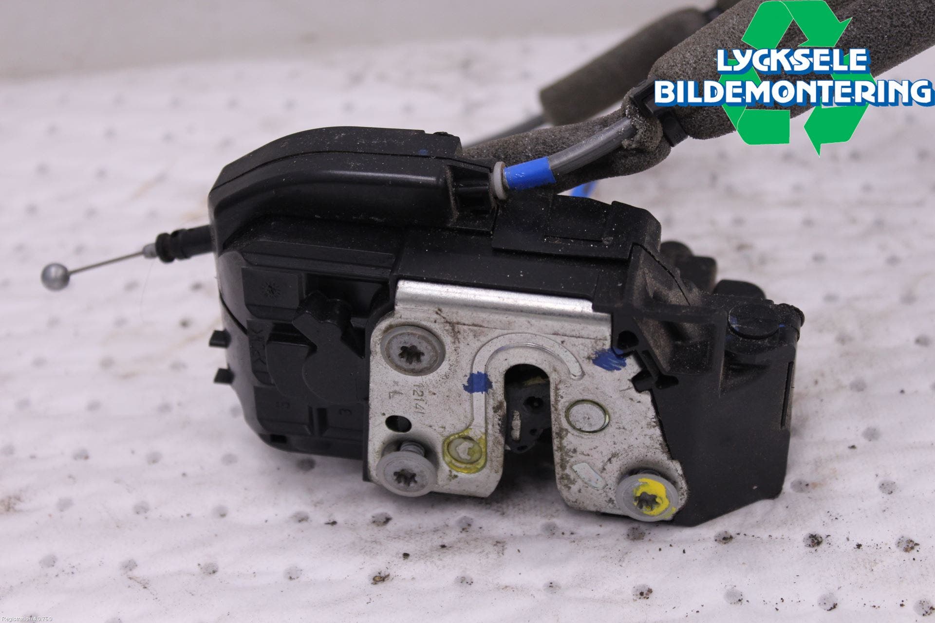 Nissan NAVARA 05-16 Låskista-Dörrlås