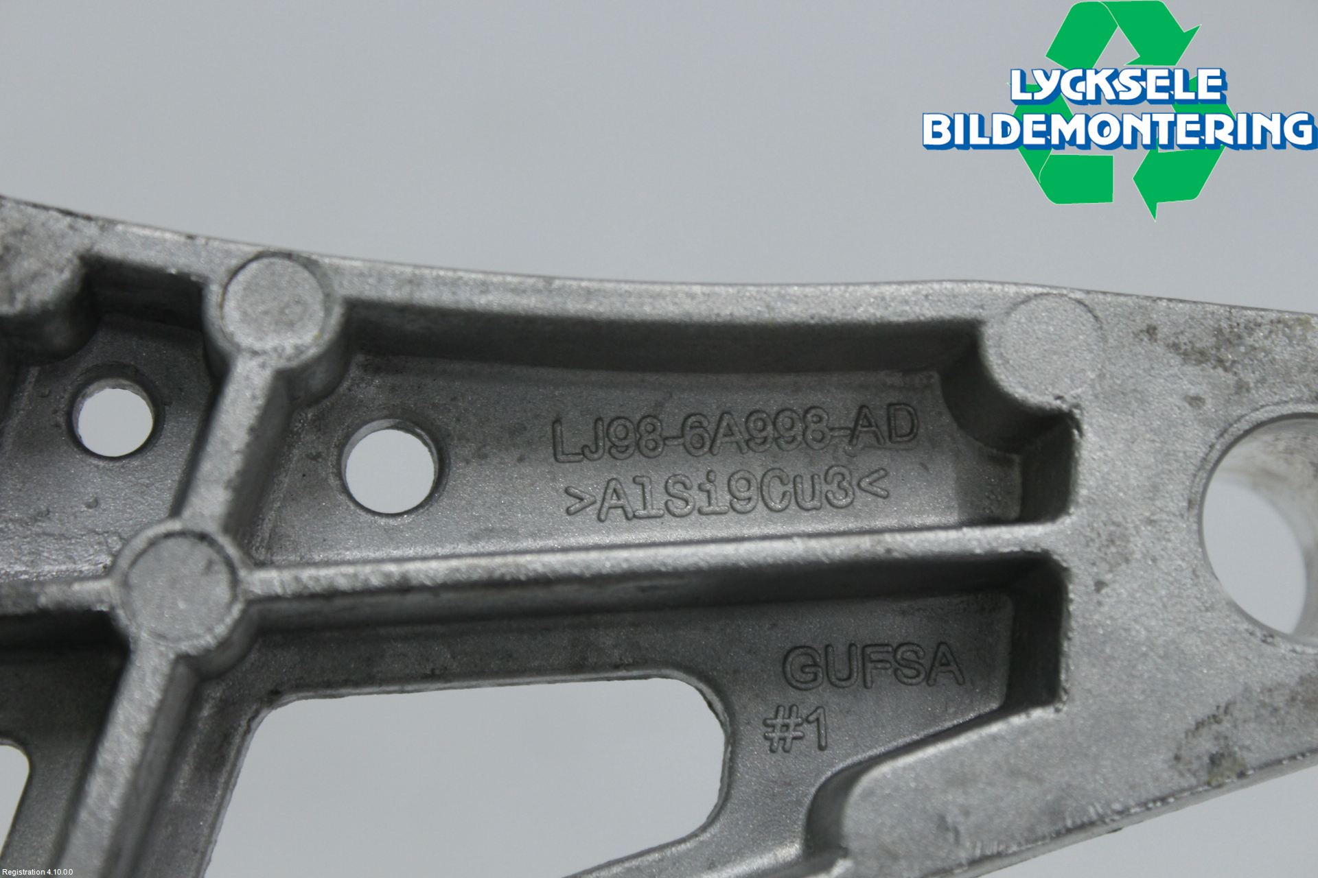 Ford MUSTANG Mach-E 21- Motorbalk