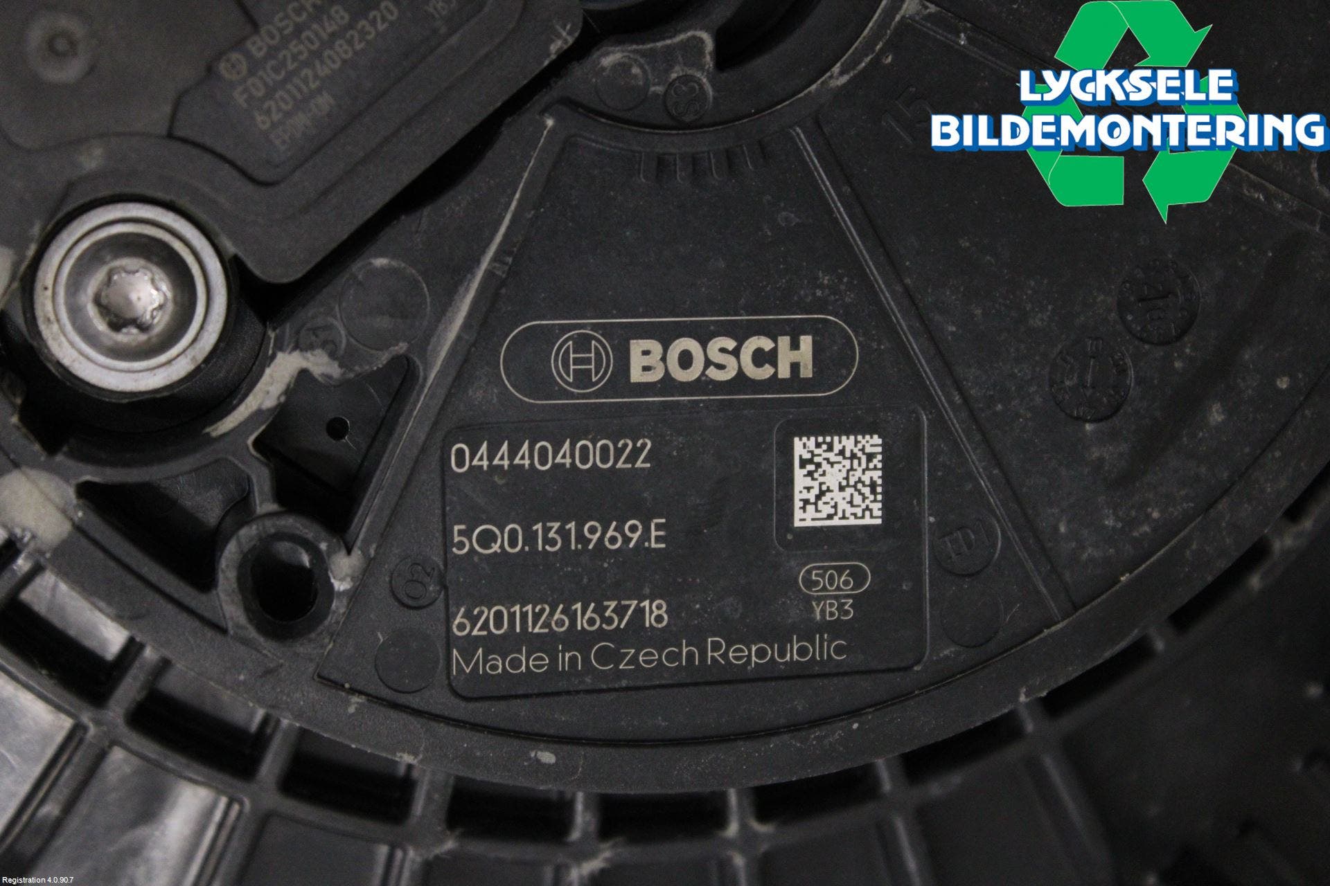 Skoda OCTAVIA (NX) 20- Adblue Tank